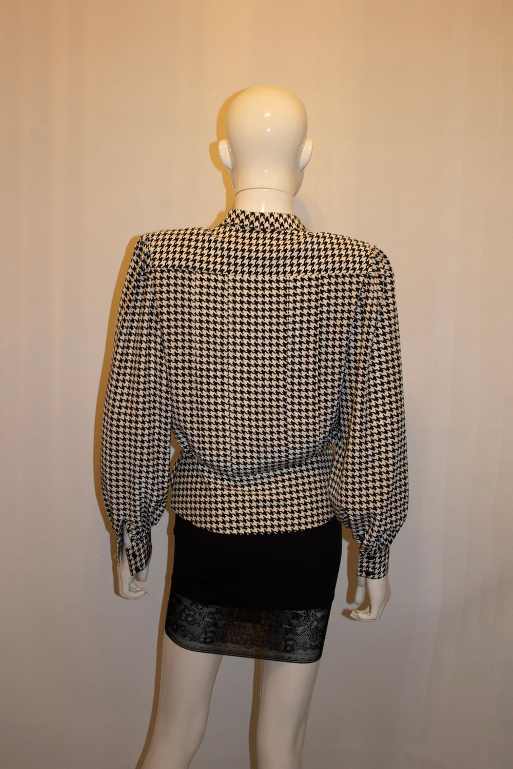 da uomo o donna Top in pied-de-poule bianco e nero di Condici in vendita