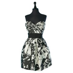 Black and white jacquard bustier cocktail dress   Oscar de la Renta 