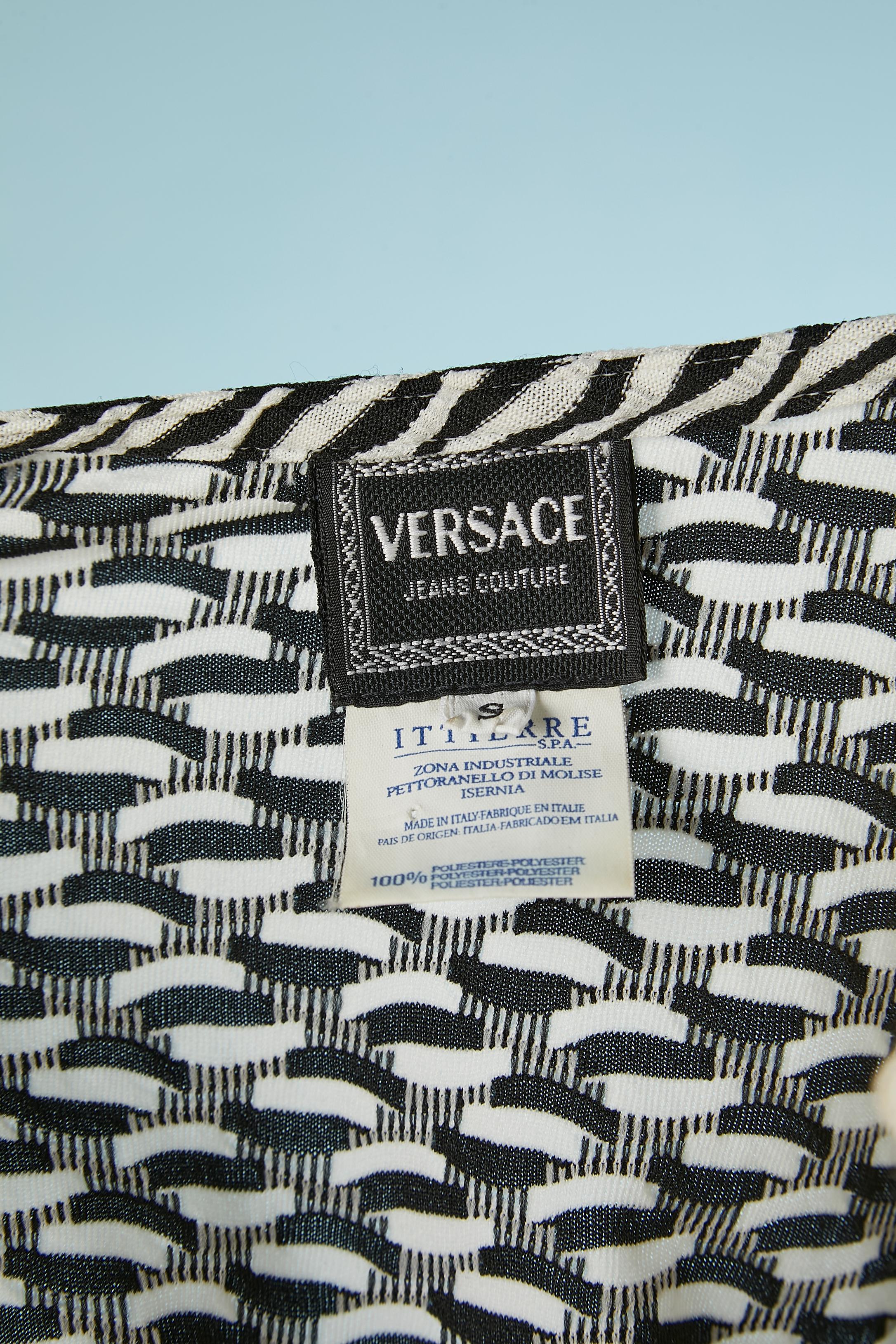 Cardigan en jacquard noir et blanc avec fermeture éclair et Méduse Versace Jeans Couture 1990 en vente 1