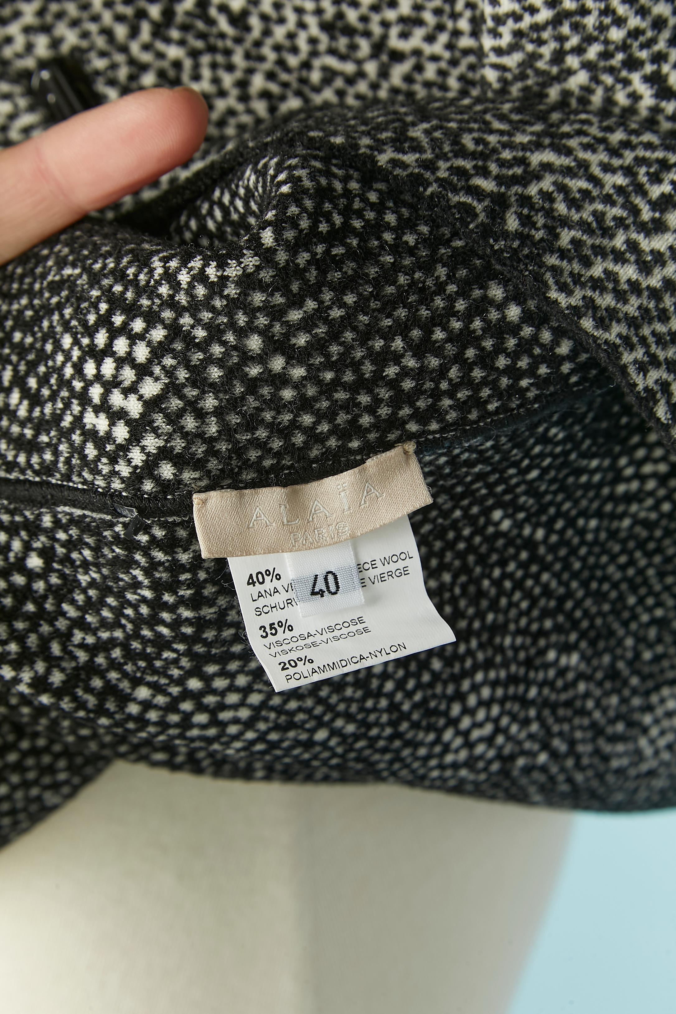 Abito in maglia jacquard bianco e nero ALAIA in vendita 2