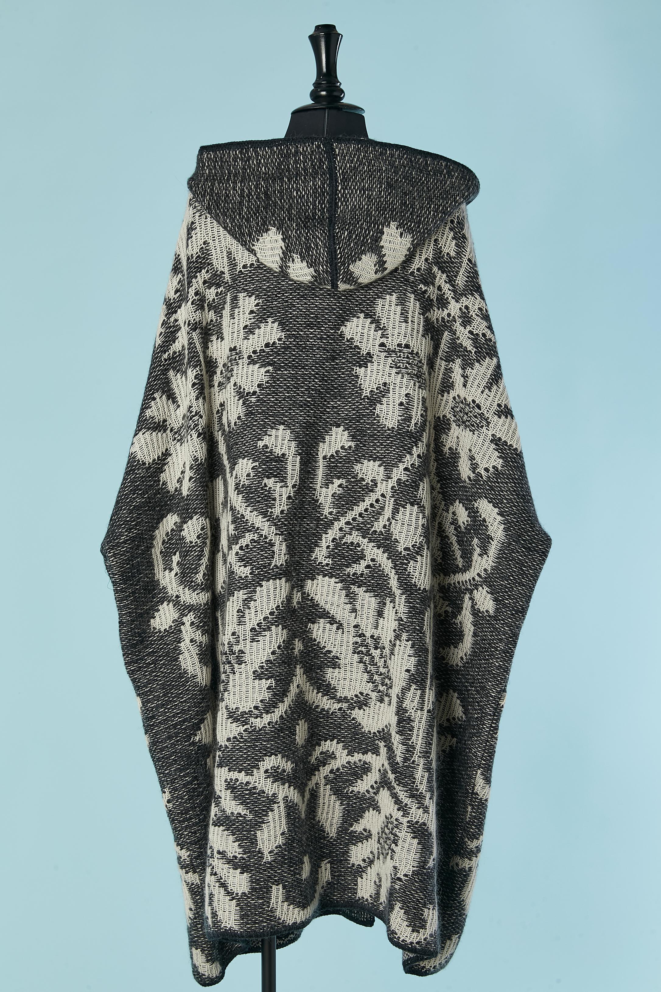 Black and white knit jacquard duffle-coat with hood MISSONI For Sale 3