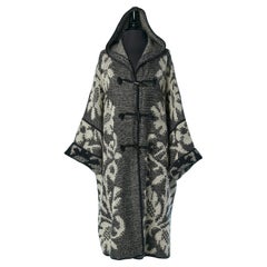 Schwarzer und weißer Jacquard-Duffle-coat aus Strick mit Kapuze MISSONI