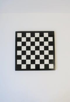 Plateau ou dessous de plat de jeu d'échecs en marbre noir et blanc