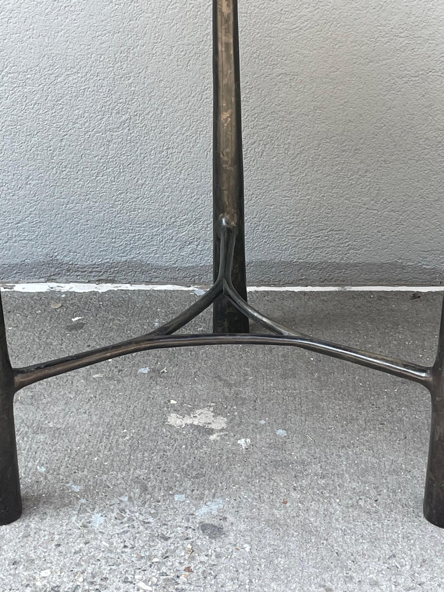 Table basse en marbre noir et blanc, base en bronze, Allemagne, contemporaine Neuf - En vente à New York, NY