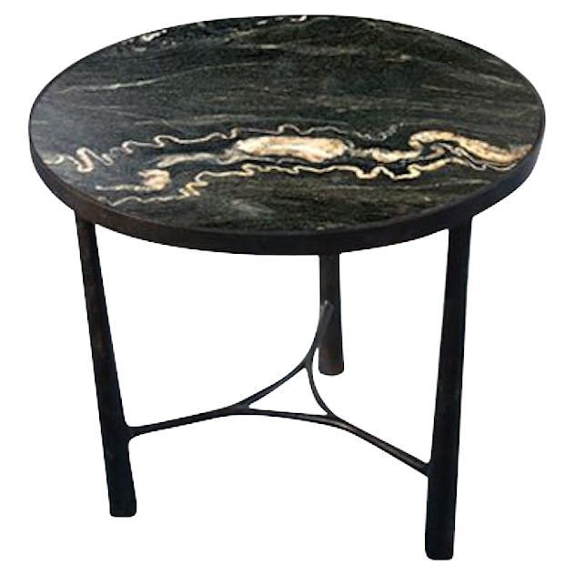 Table basse en marbre noir et blanc, base en bronze, Allemagne, contemporaine en vente