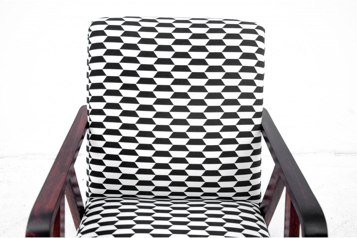 Black and White Mid-Century Modern Armchairs, Set of 2, Restored 2