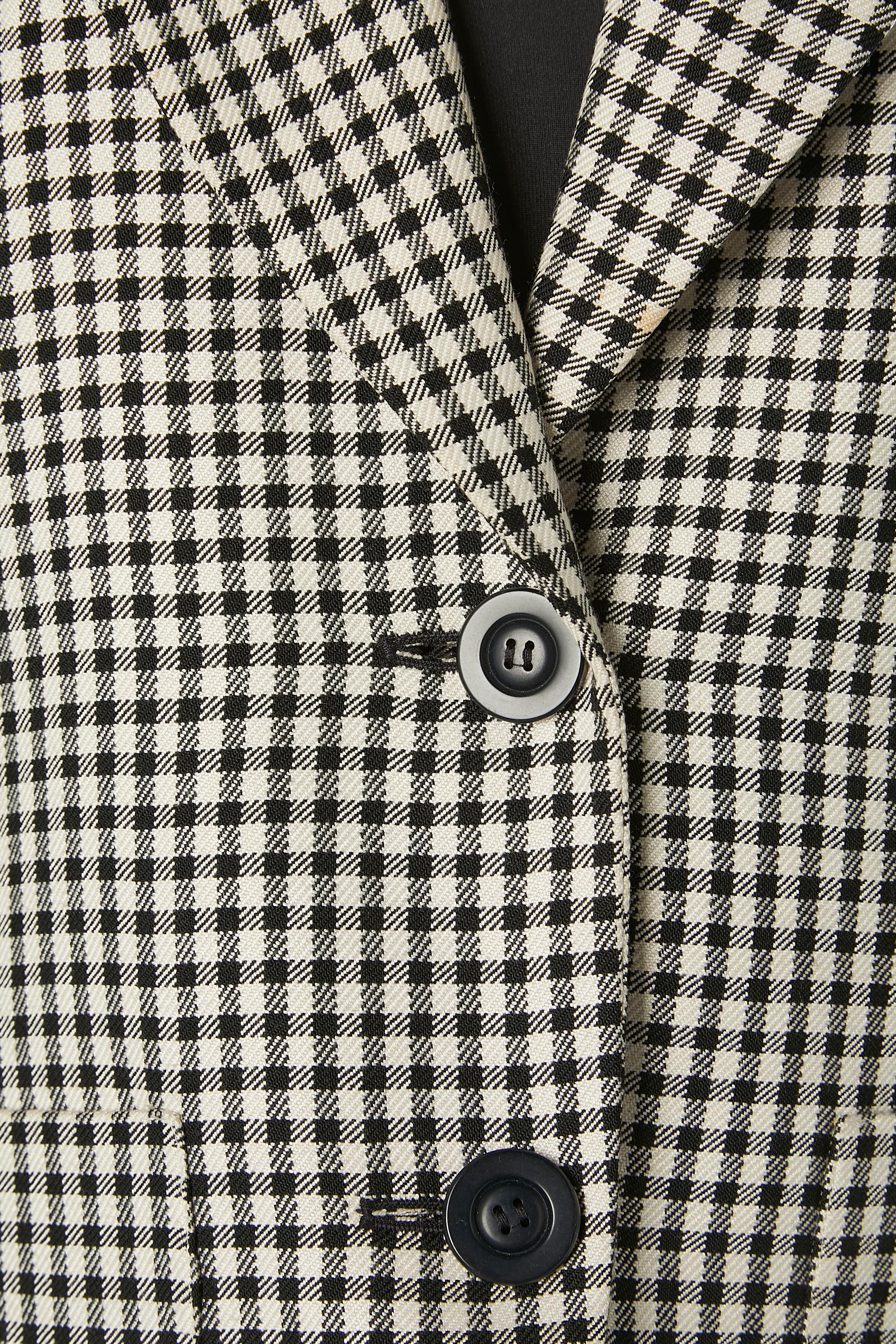 Combinaison jupe à mini carreaux noirs et blancs variation Yves Saint Laurent  Bon état - En vente à Saint-Ouen-Sur-Seine, FR