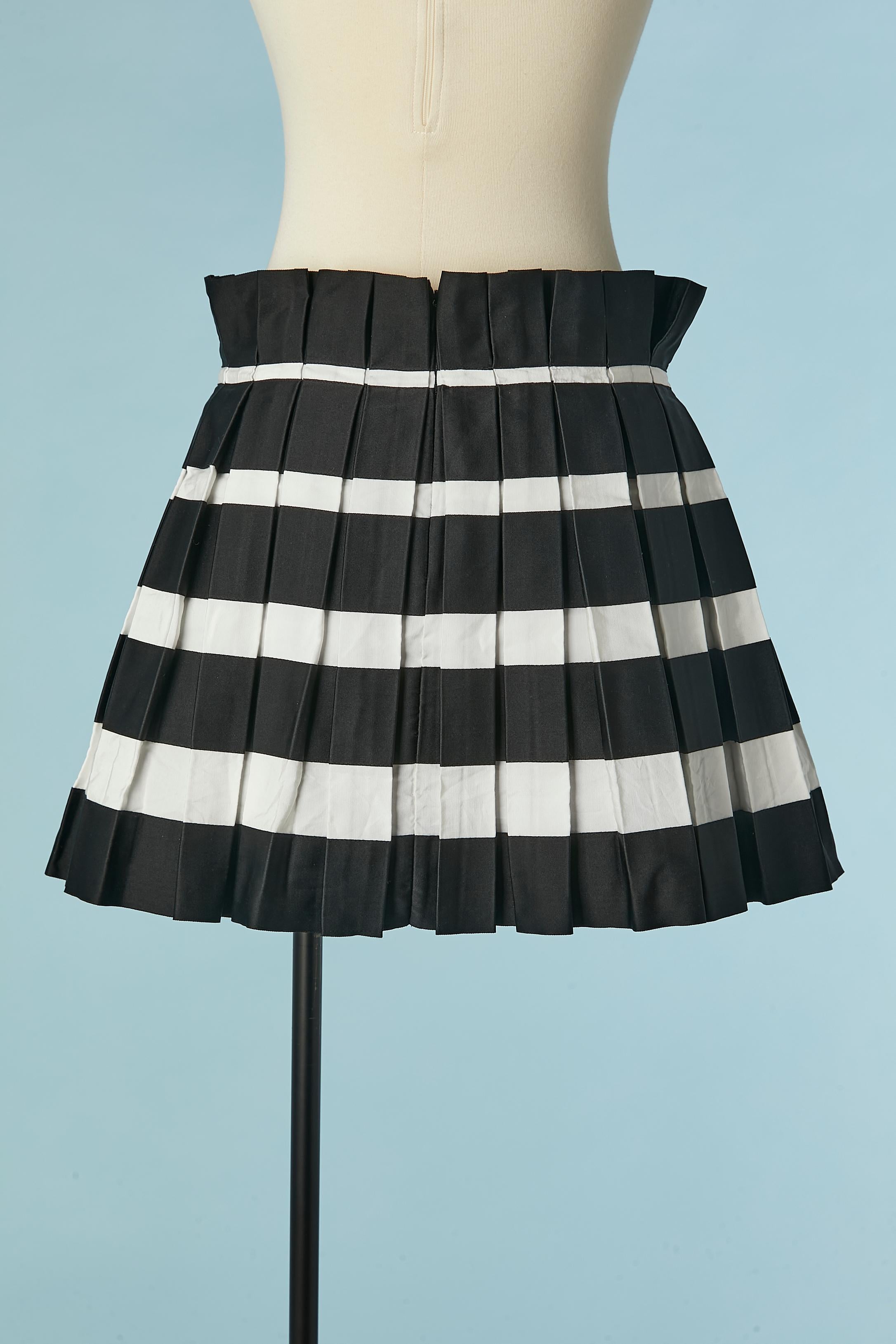 Black and white mini pleated silk skirt Chanel  1