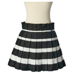 Black and white mini pleated silk skirt Chanel