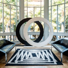 Schwarz-weißer Rechteckteppich aus Wolle, Leinen und Seide (S)