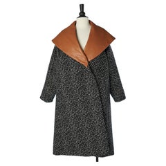 JW Anderson - Manteau en laine mouchetée noir et blanc avec col en cuir et fermeture éclair 