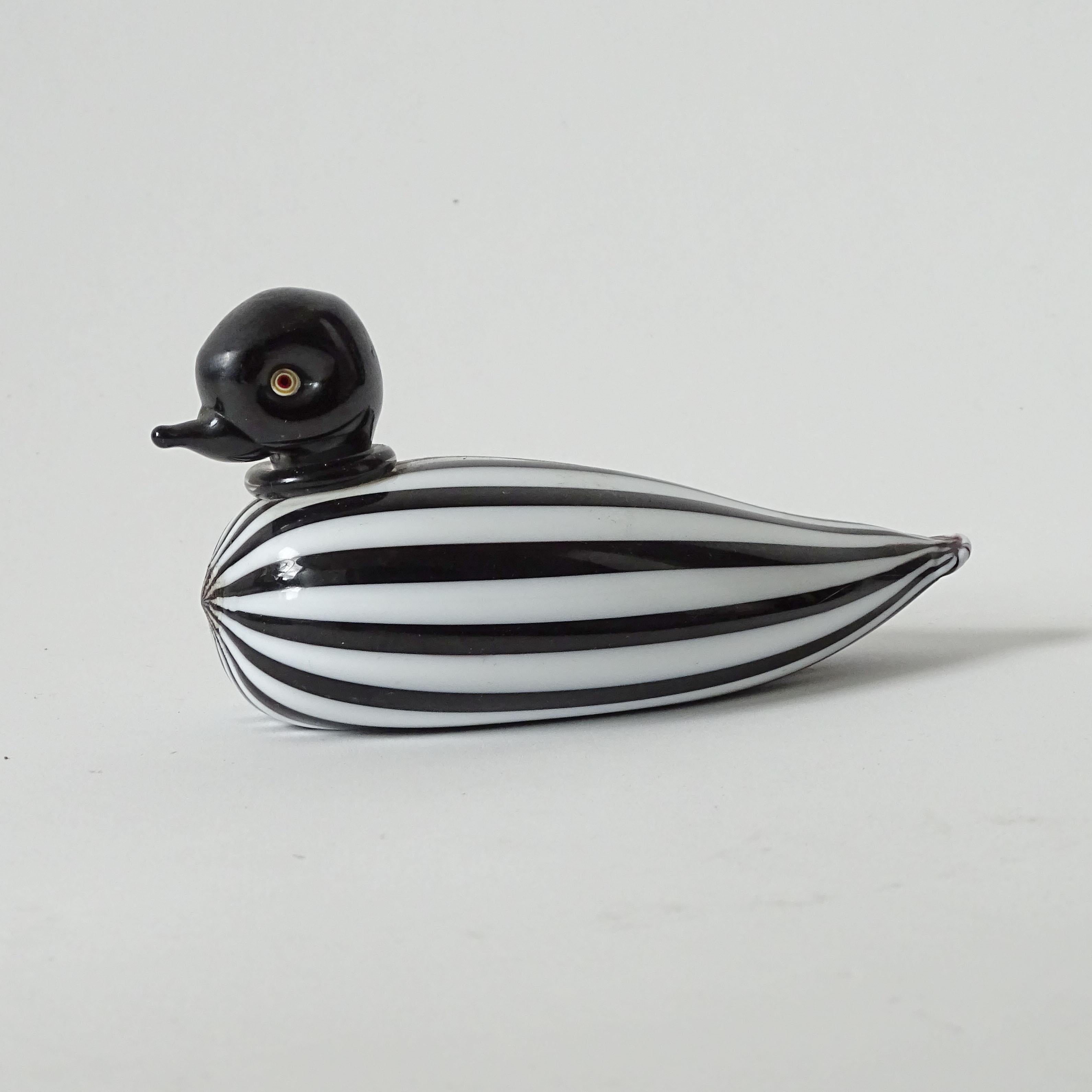 Black and White Murano Glass Duck, Italy, 1950s In Good Condition For Sale In Milan, IT