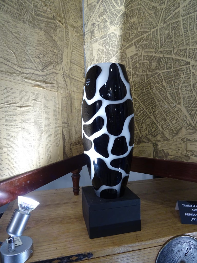 21 th Murano Vase  glass Black and White by Carlo Nason, Cow Model 6