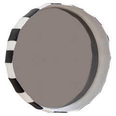 Specchio Ninfea 50 in bianco e nero di Giovanni Botticelli & Paola Paronetto