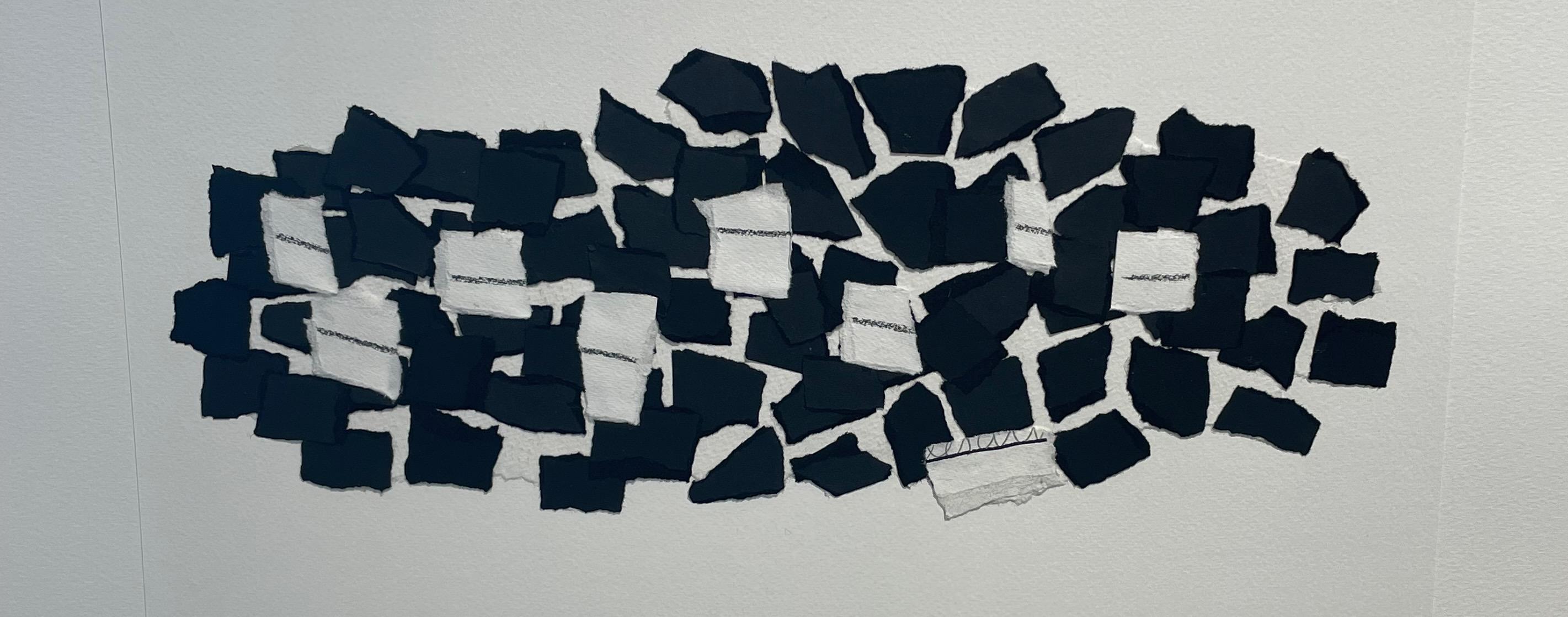 Schwarze und weiße Papiercollage von Isabelle Bouteillet, Frankreich im Zustand „Neu“ im Angebot in New York, NY