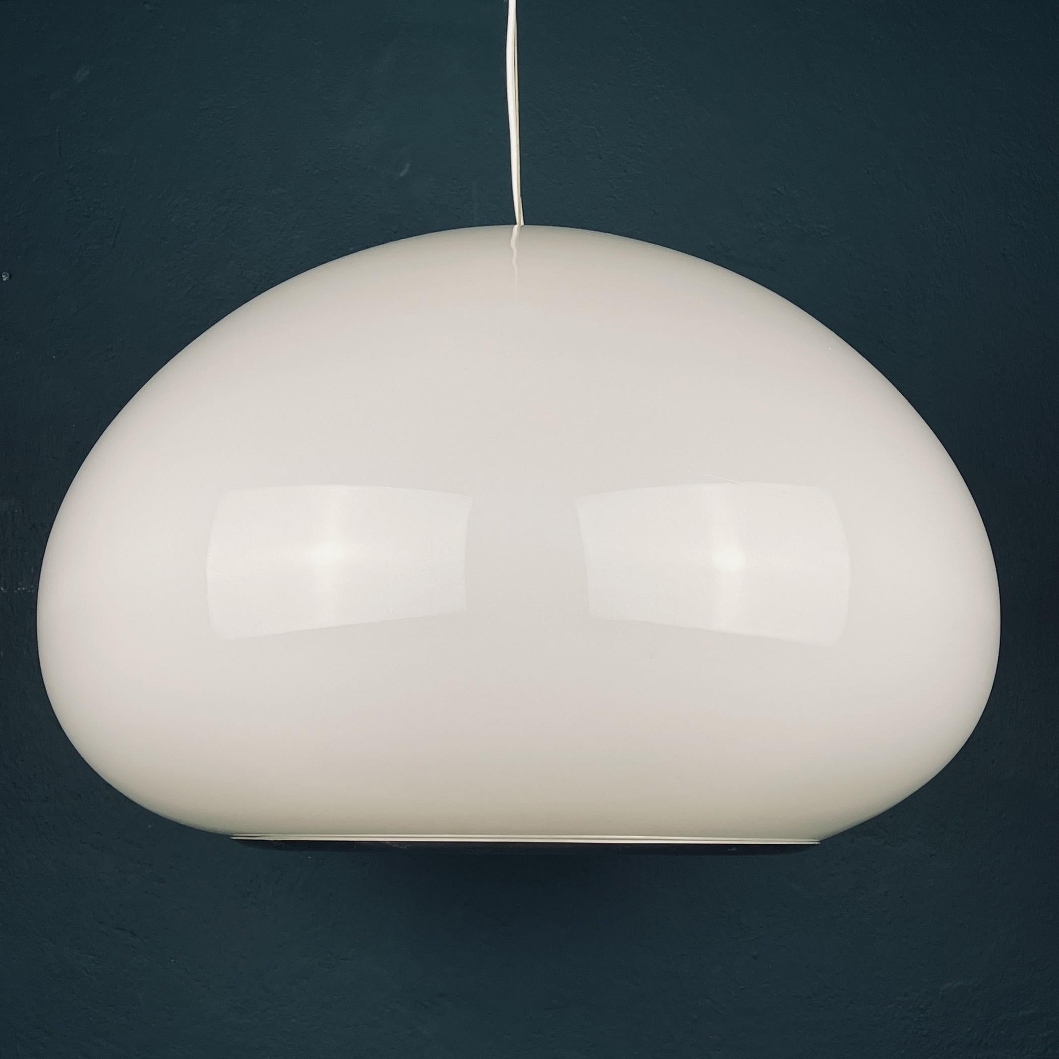 Lampe à suspension « Noir et Blanc » de Pier Giacomo et Achille Castiglioni pour Flos Bon état - En vente à Miklavž Pri Taboru, SI