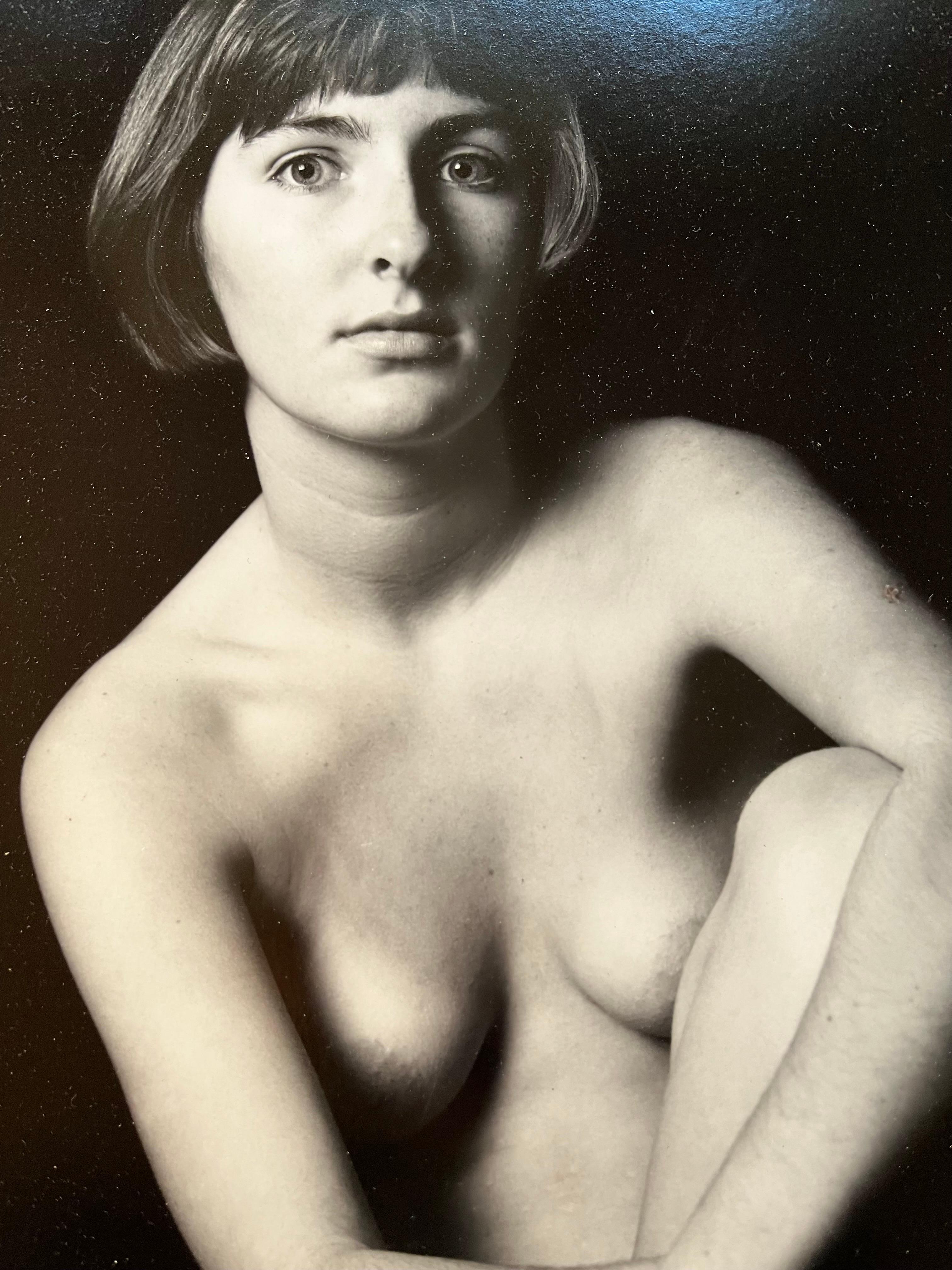 Fotografia di nudo femminile in bianco e nero - Artista sconosciuto In condizioni buone in vendita a Philadelphia, PA