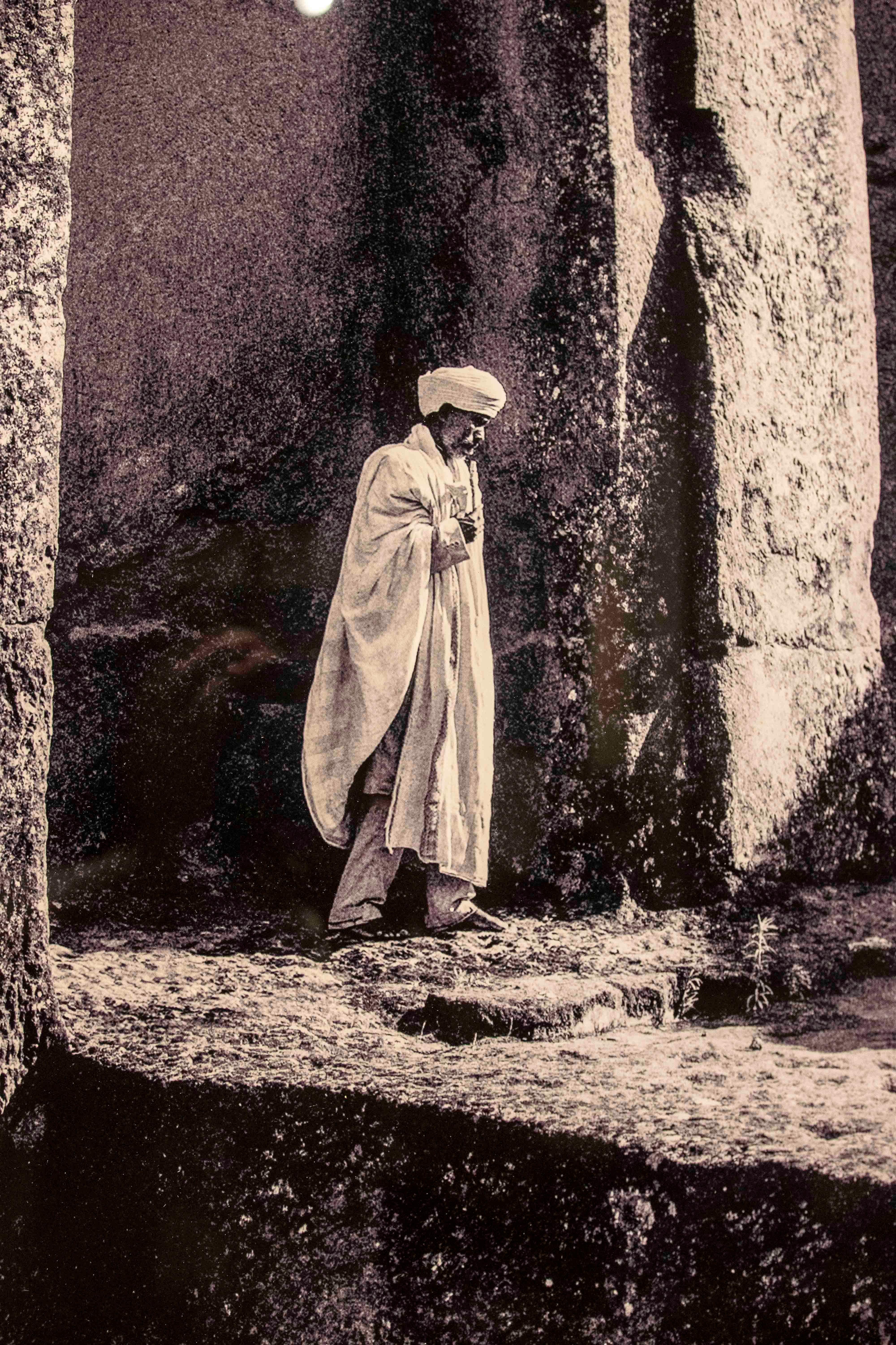 Black and White Photograph of the Rock Churches of Lalibela, Ethiopia In Good Condition For Sale In Marbella, ES