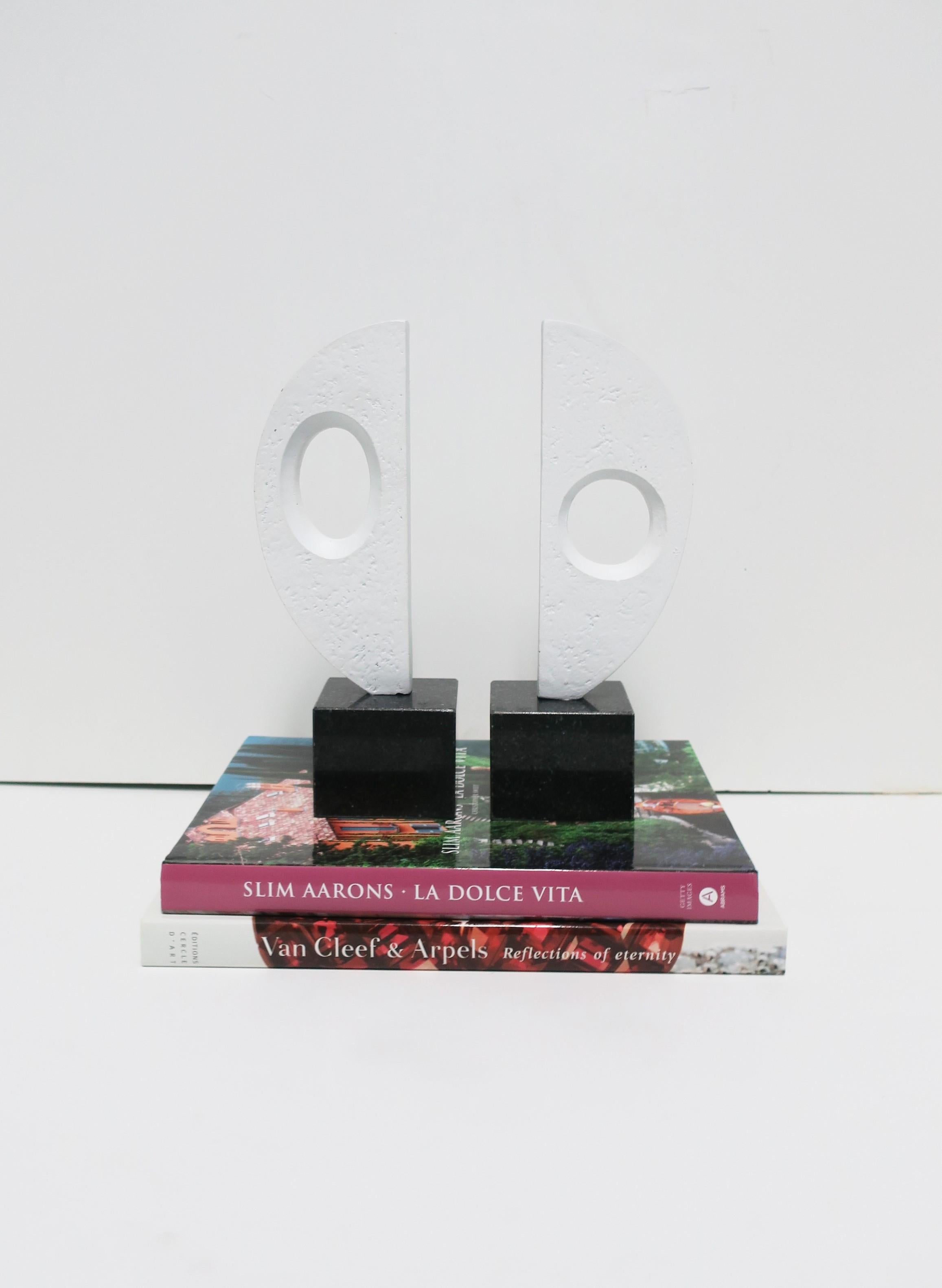 Modern White Plaster and Black Marble Abstract Sculptures or Bookends, Pair