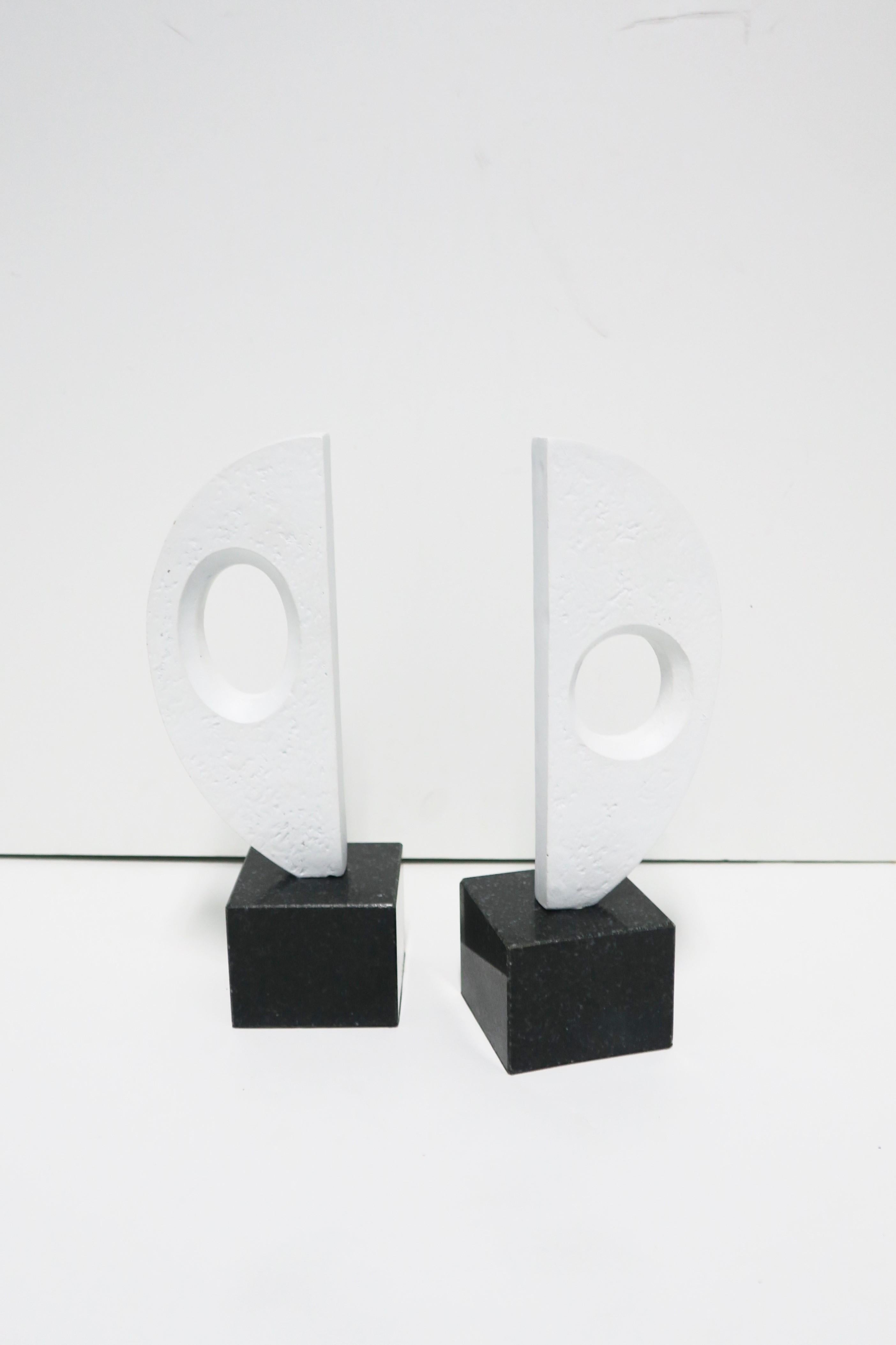 White Plaster and Black Marble Abstract Sculptures or Bookends, Pair 1