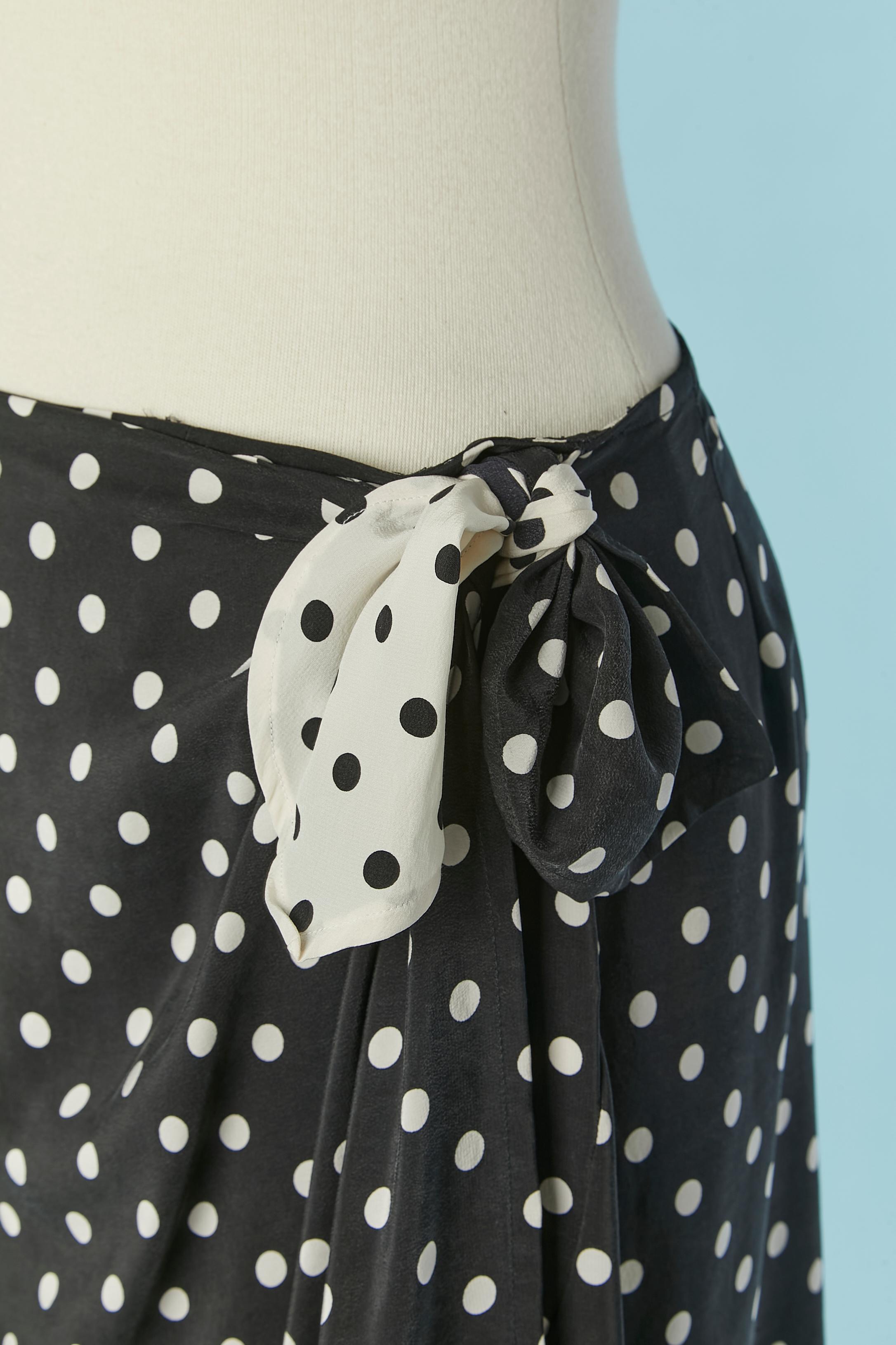 Noir Black and white Polka dot print wrap dress EMANUEL by EMANUEL UNGARO en vente