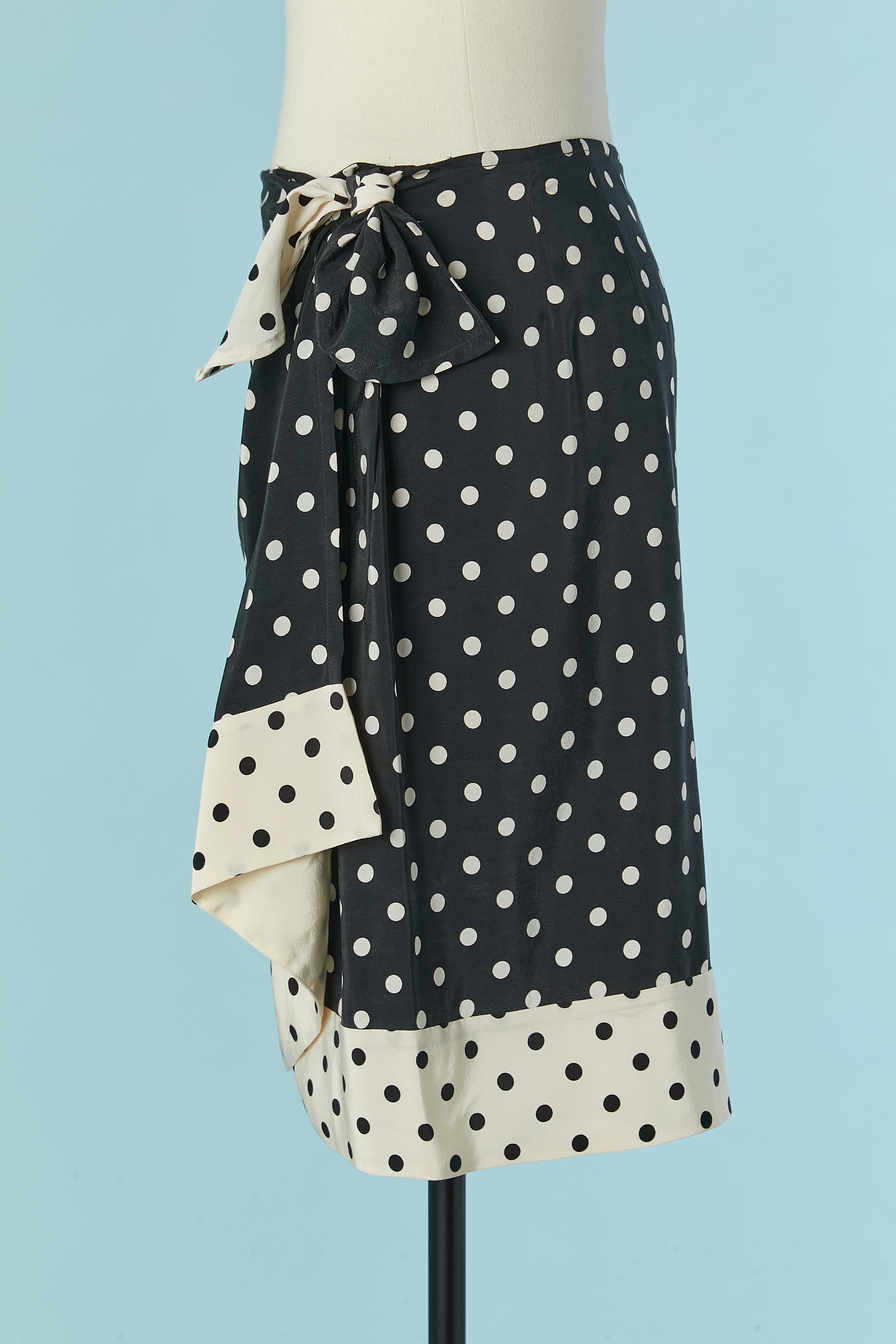 Black and white Polka dot print wrap dress EMANUEL by EMANUEL UNGARO Excellent état - En vente à Saint-Ouen-Sur-Seine, FR