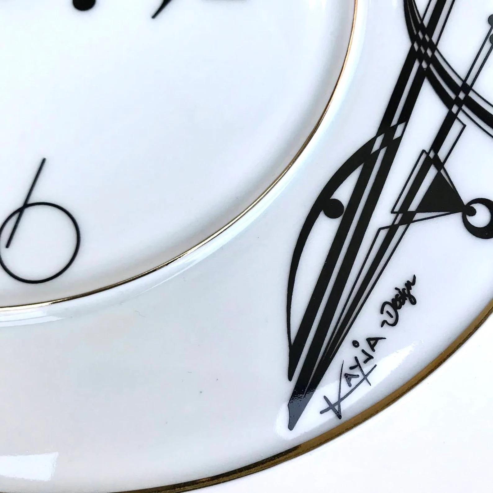 Stylish designer clocks made of porcelain from the German manufactory Freundl Porzellan Arzberg, Bavaria.

Circa 1970s.


In excellent condition, no chips, cracks or crazing.

Size:

Diameter: 9.8 inc 25 cm.
Depth: 1.2 inch 3 cm.