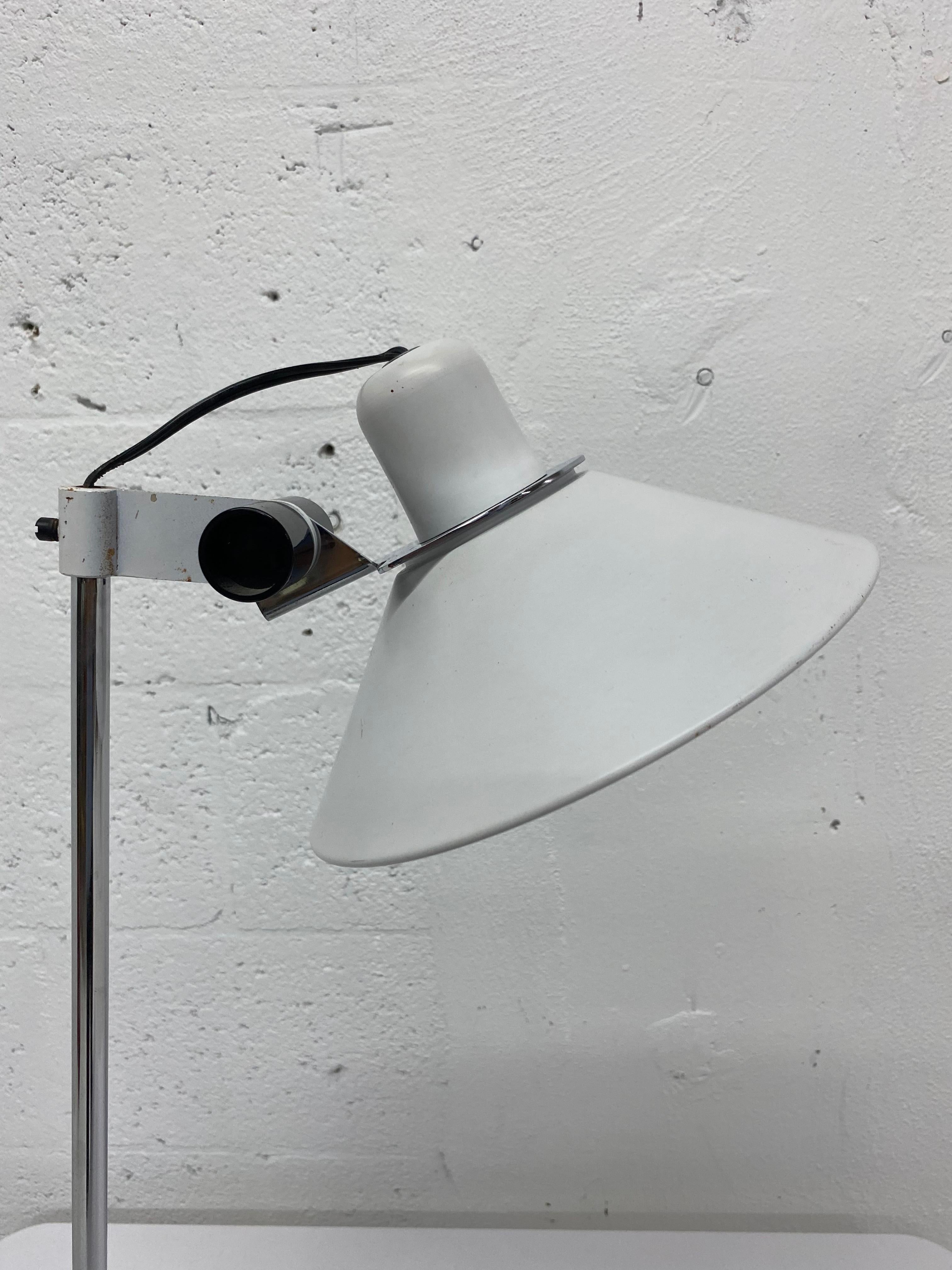 Post-Modern Black and White Postmodern Table of Desk Lamp For Sale