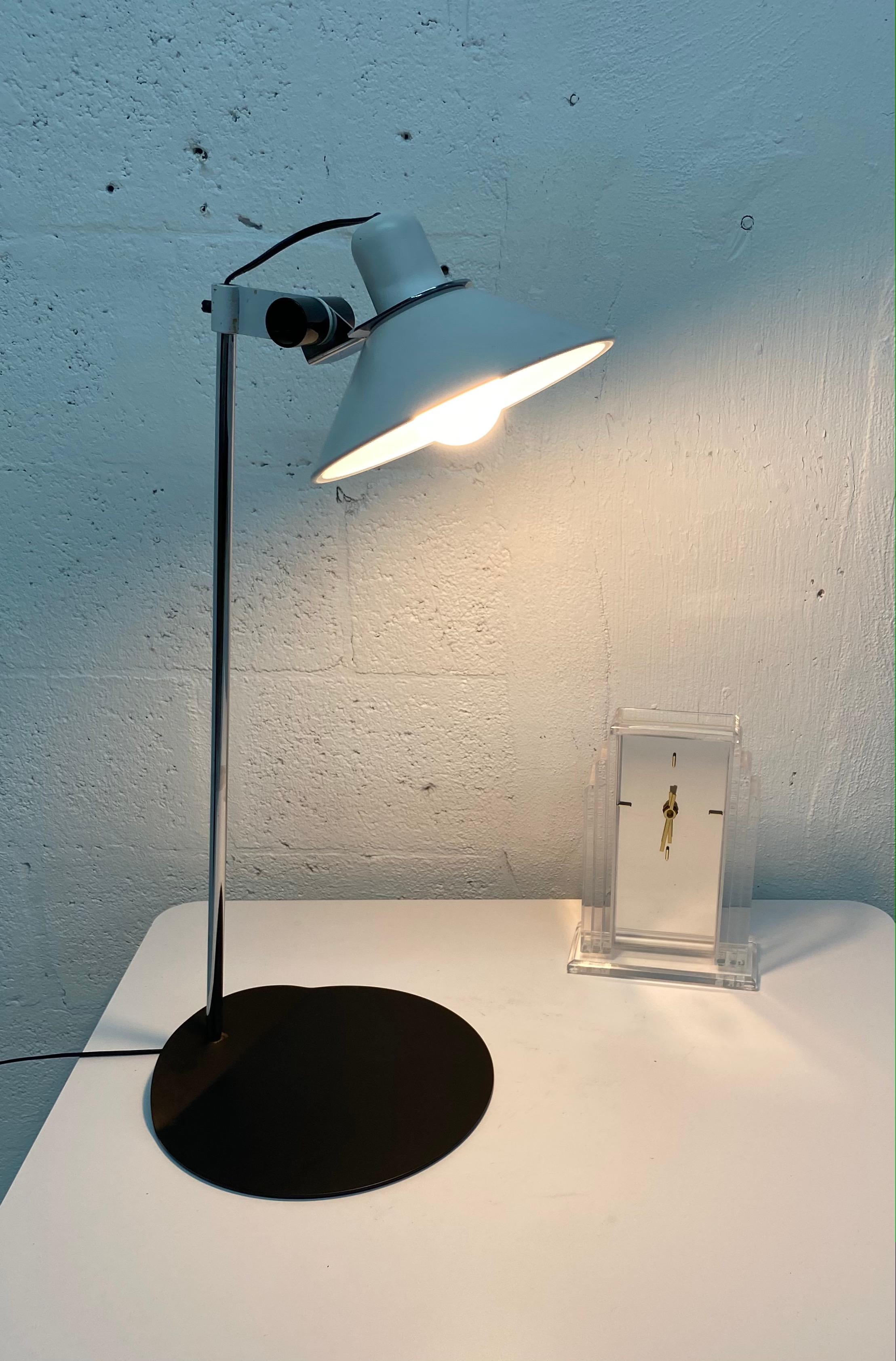 Unknown Black and White Postmodern Table of Desk Lamp For Sale