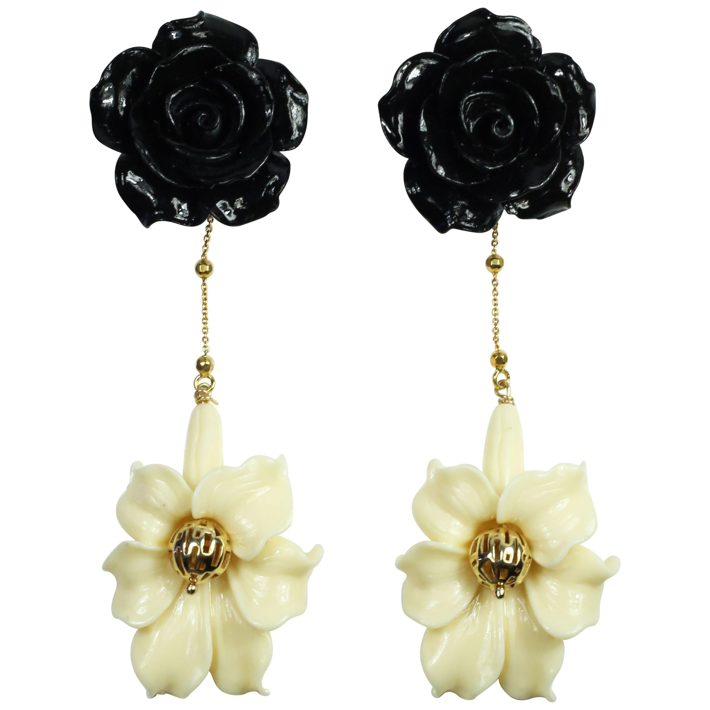 Black and White Power, Colored Flowers Resins in Gold-Plated Silver Clasps