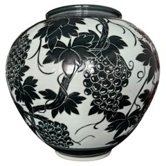 Black and White Sgraffito Pot