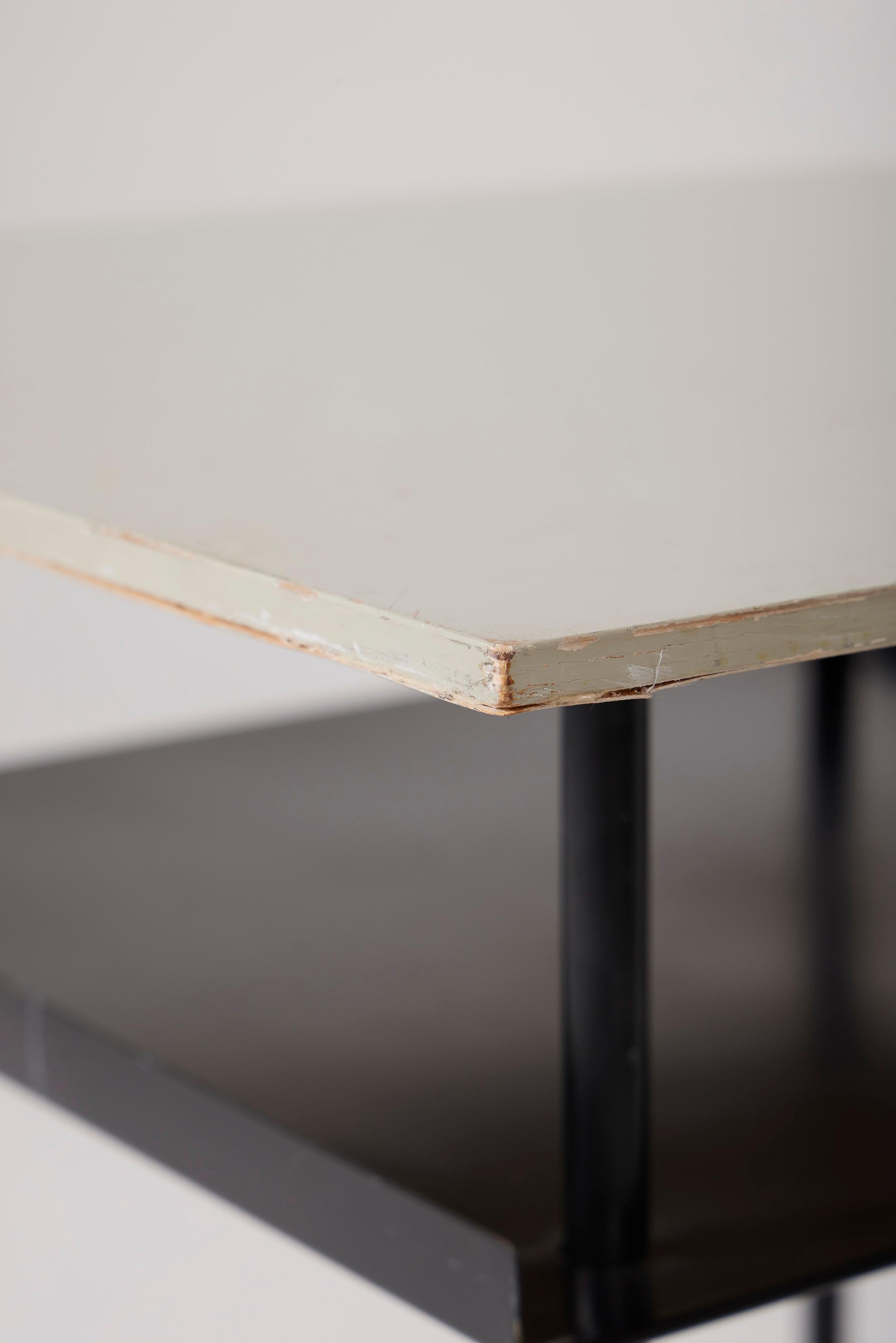 Black and white side table by Wim Rietveld 2