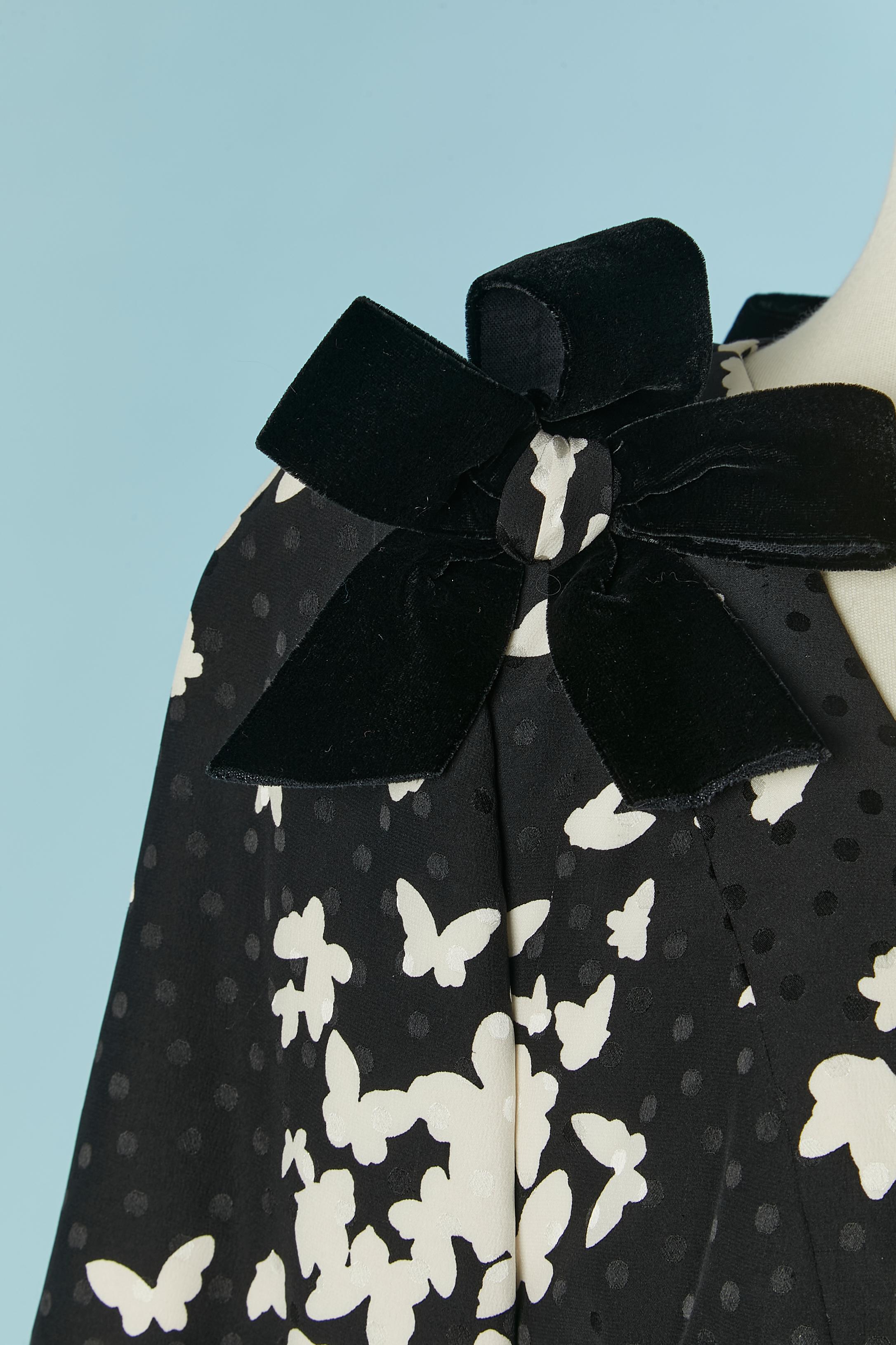 Nero Giacca e abito in seta jacquard stampata bianca e nera Daniel Roland in vendita