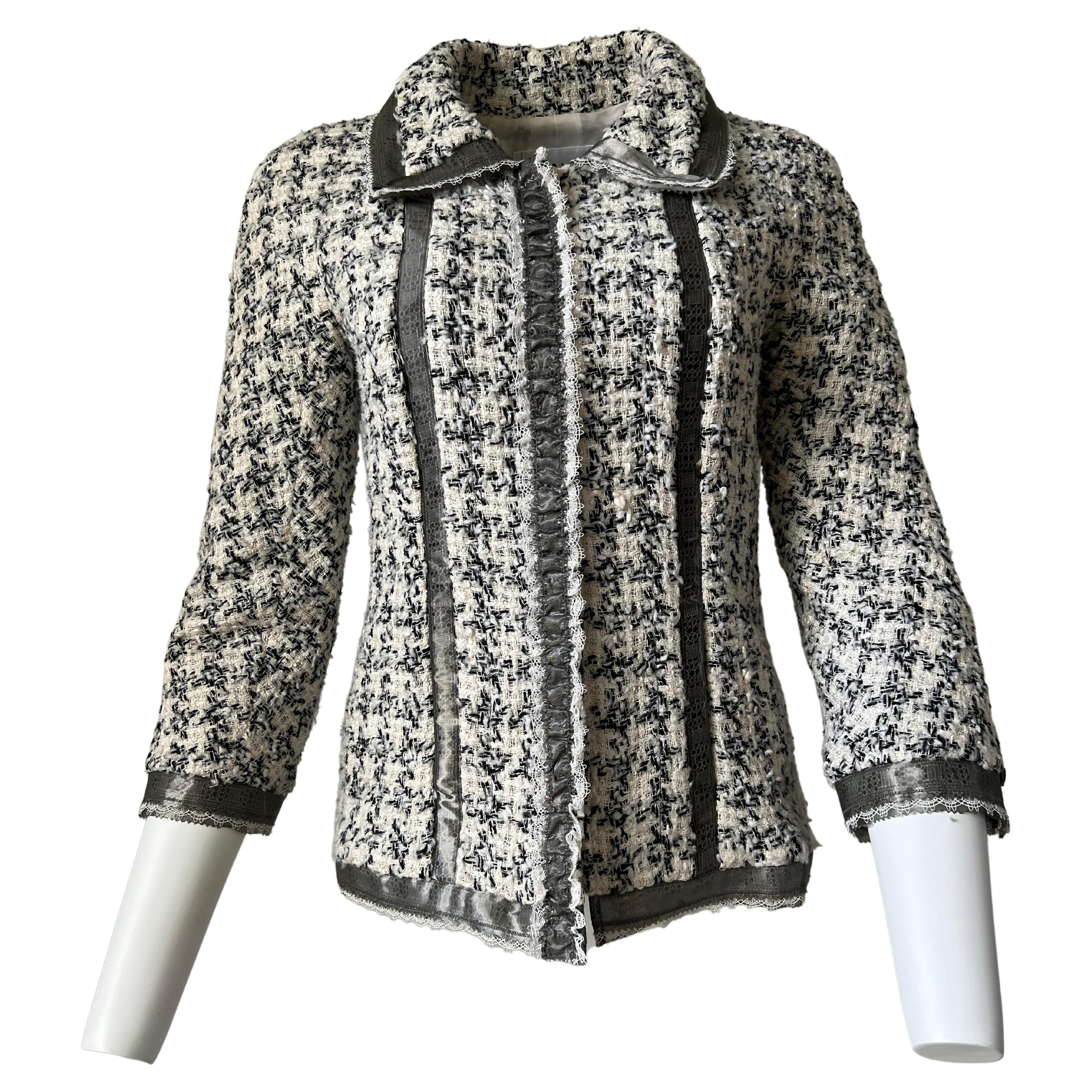 Black and White Silk Pasementerie Strips Chanel Jacket 2009 For Sale 9