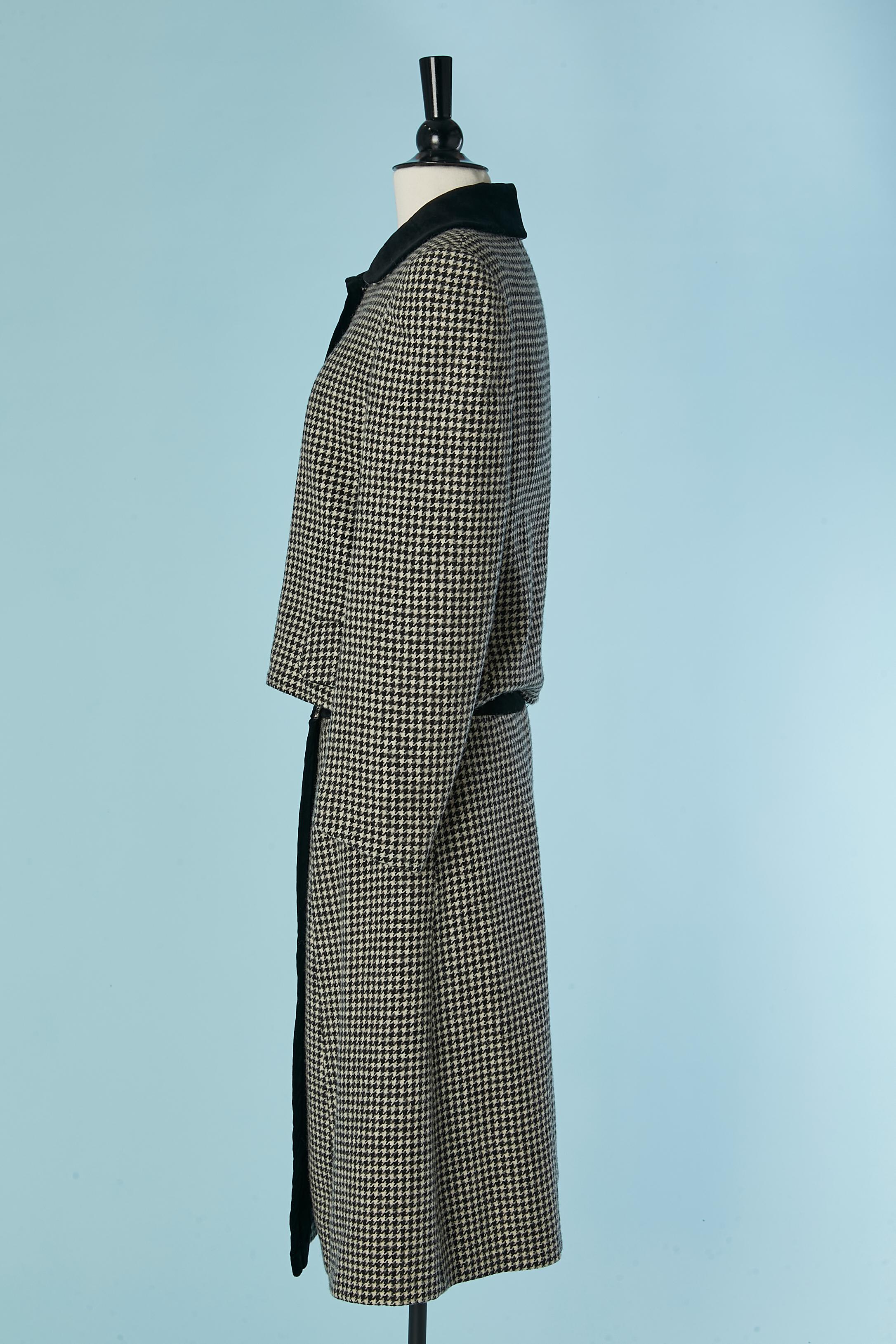 Black and white skirt suit with Pied de Poule pattern UNGARO PARALLÈLE For Sale 2