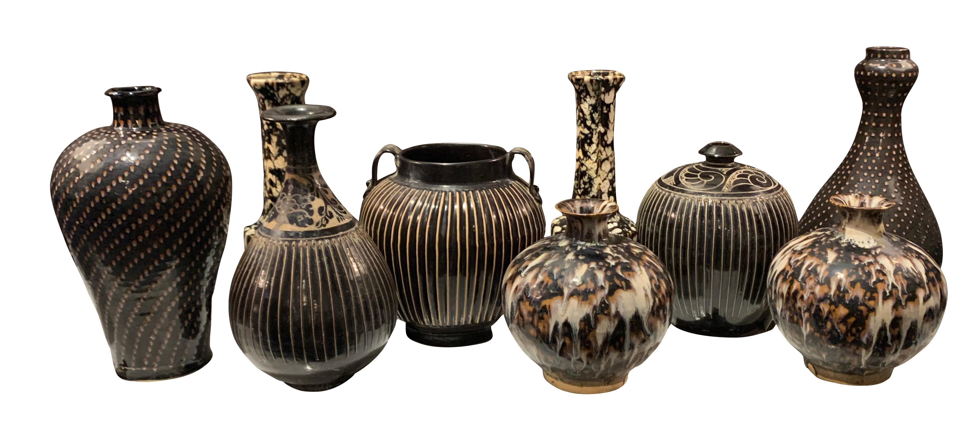 Céramique Vase à glaçure éclaboussée noir et blanc, Chine, Contemporary