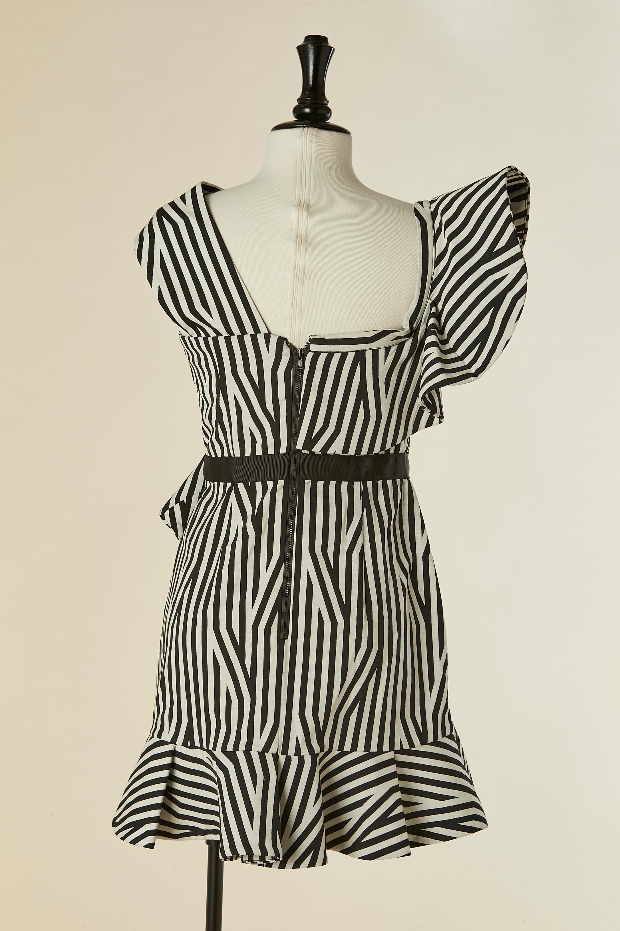 Schwarz-weiß gestreiftes Cocktailkleid SELF-PORTRAIT im Angebot 1