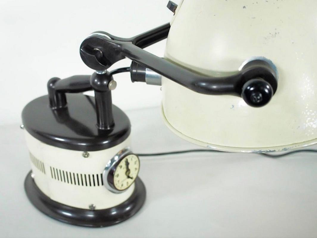 Black and White Table Lamp Made from 1940s Sunlamp In Good Condition For Sale In Madrid, ES