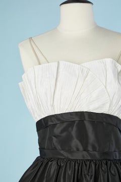 Black and white taffetas cocktail dress with pleated bust Victor Costa