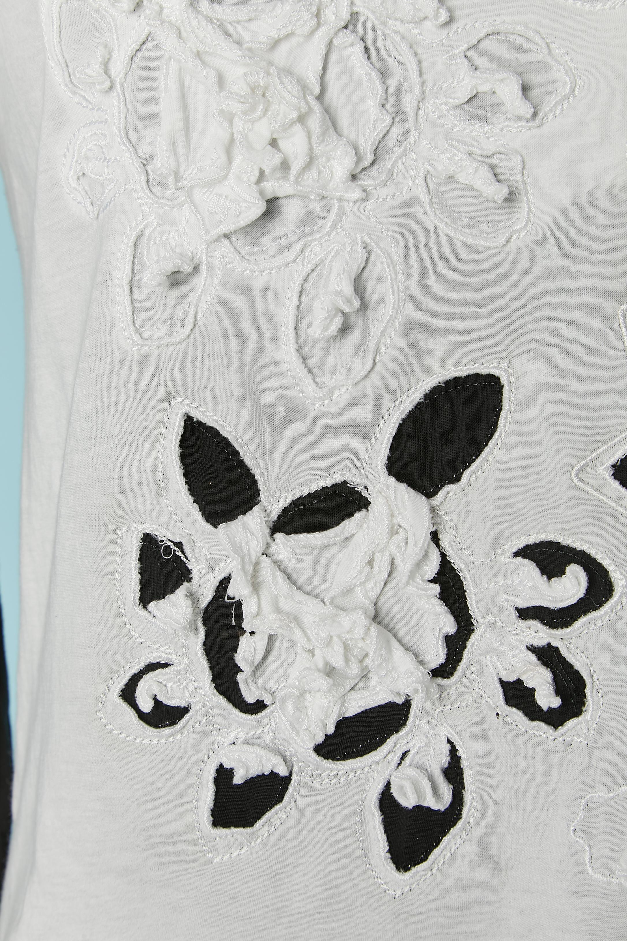 Camiseta de algodón blanco y negro 