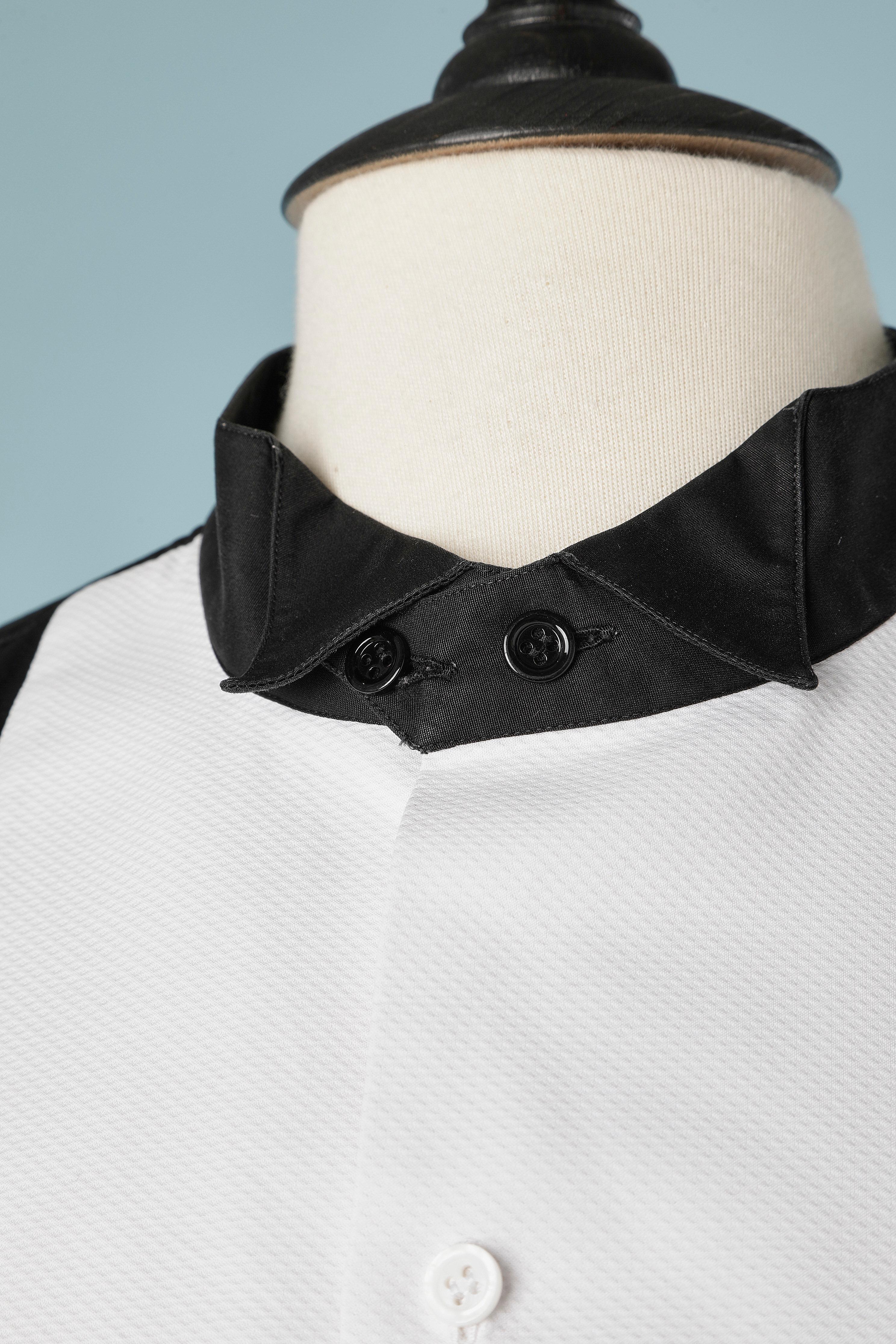 Black and white Tuxedo shirt.
SIZE 40 / L 