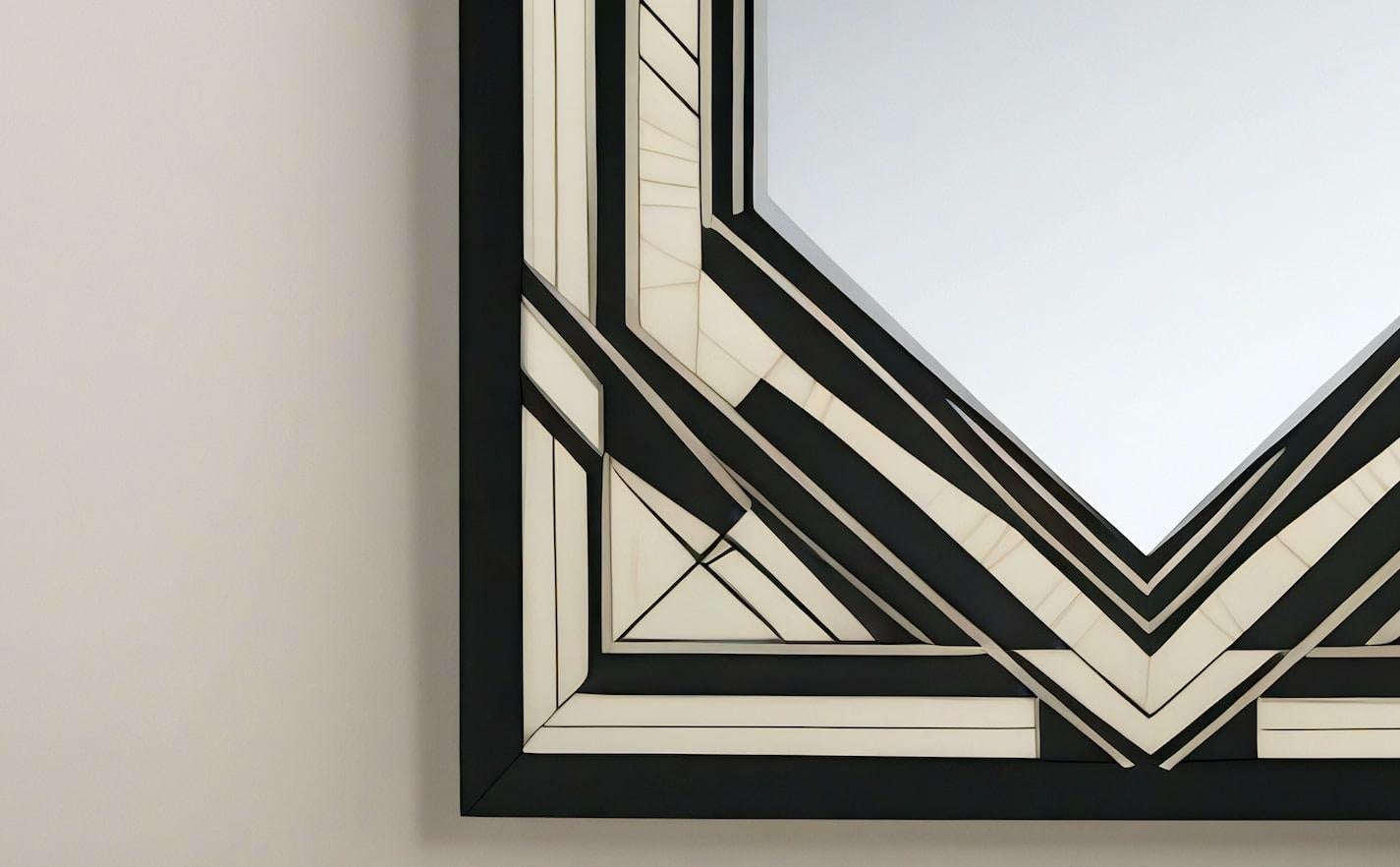 Incrusté Miroir mural noir et blanc inspiré de l'Art Deco, fabriqué à la main par Artisanal en vente