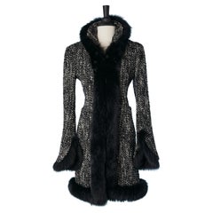 Manteau chiné en laine noire et blanche avec bord en renard BAYA