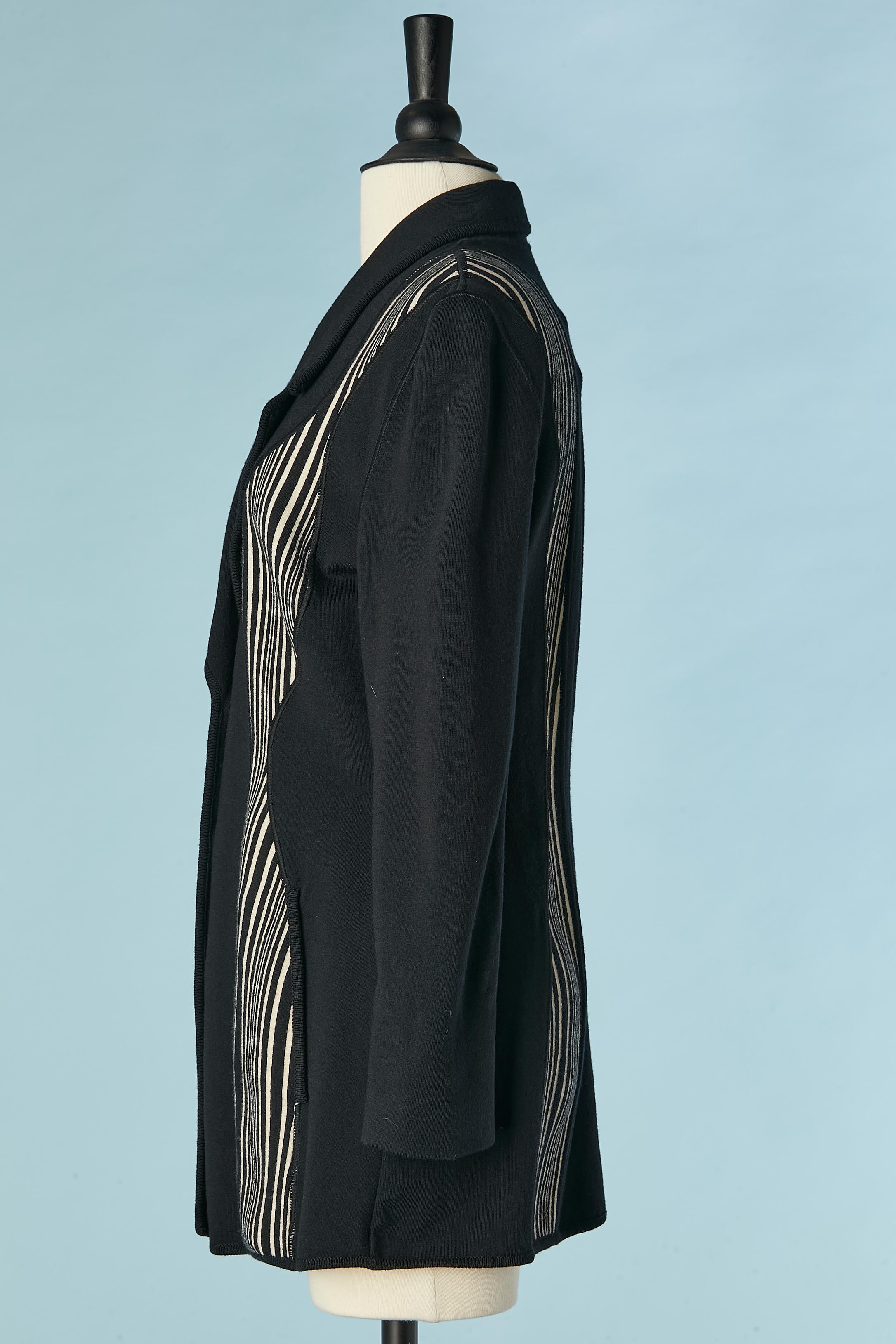 Veste croisée en jersey de laine noir et blanc Thierry Mugler en vente 1