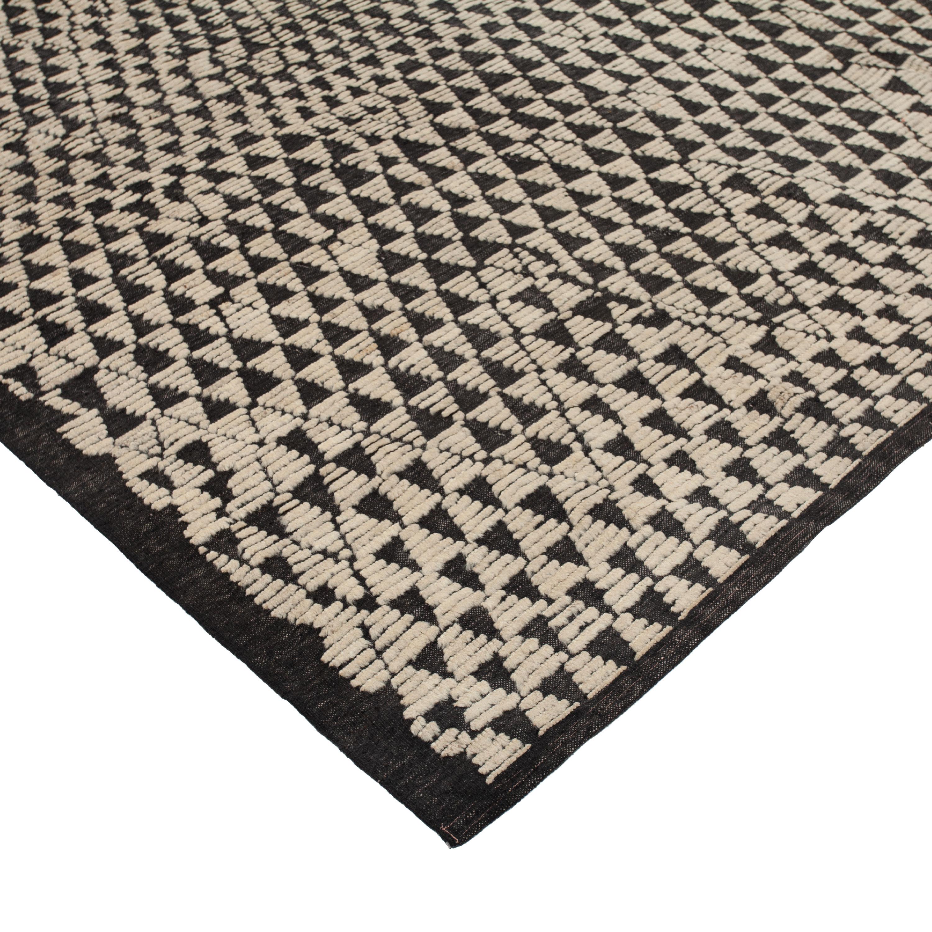 Mid-Century Modern abc carpet Black and White Zameen Transitional Wool Rug - 10'6