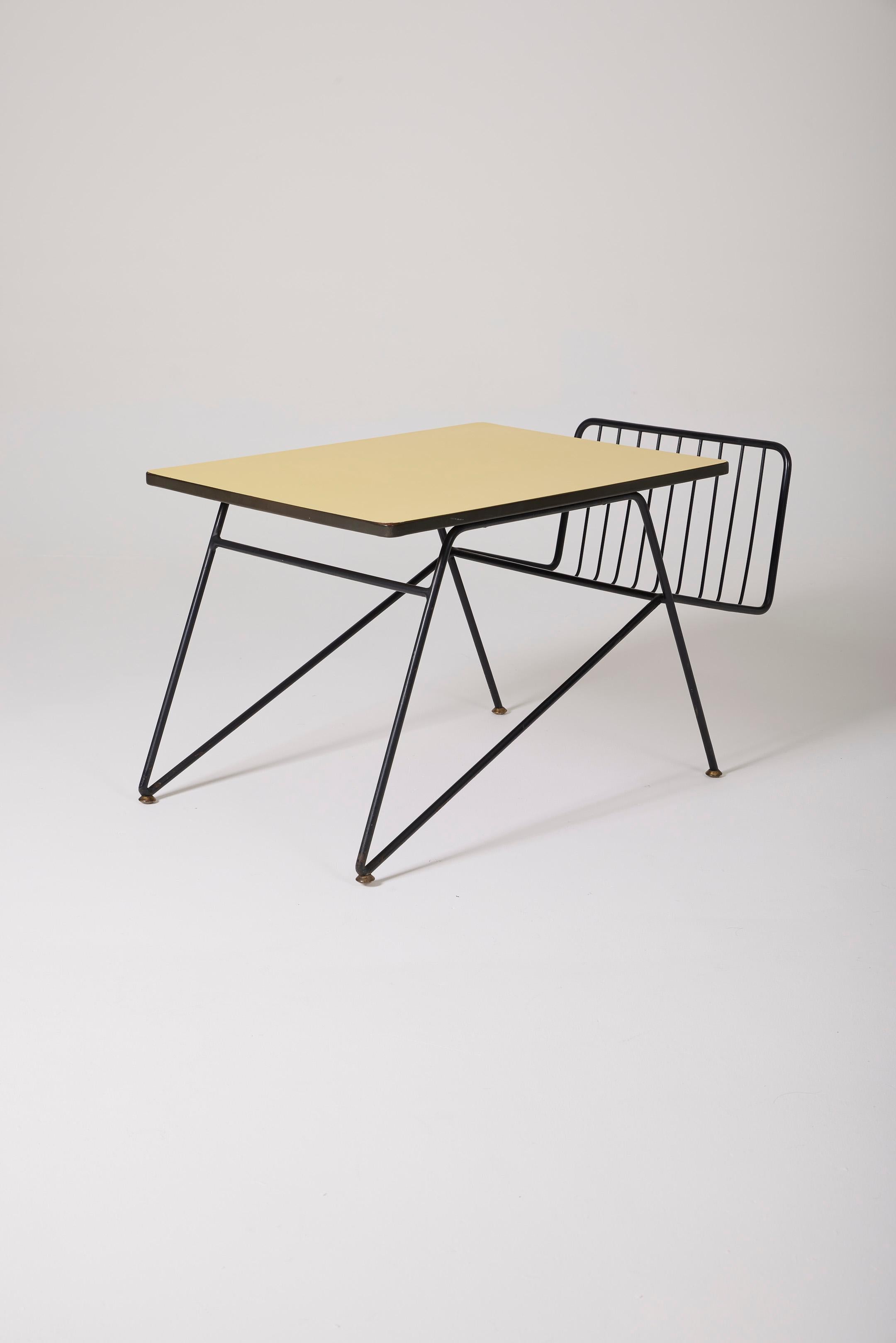 Black and yellow coffee table by Gastone Rinaldi For Sale 4