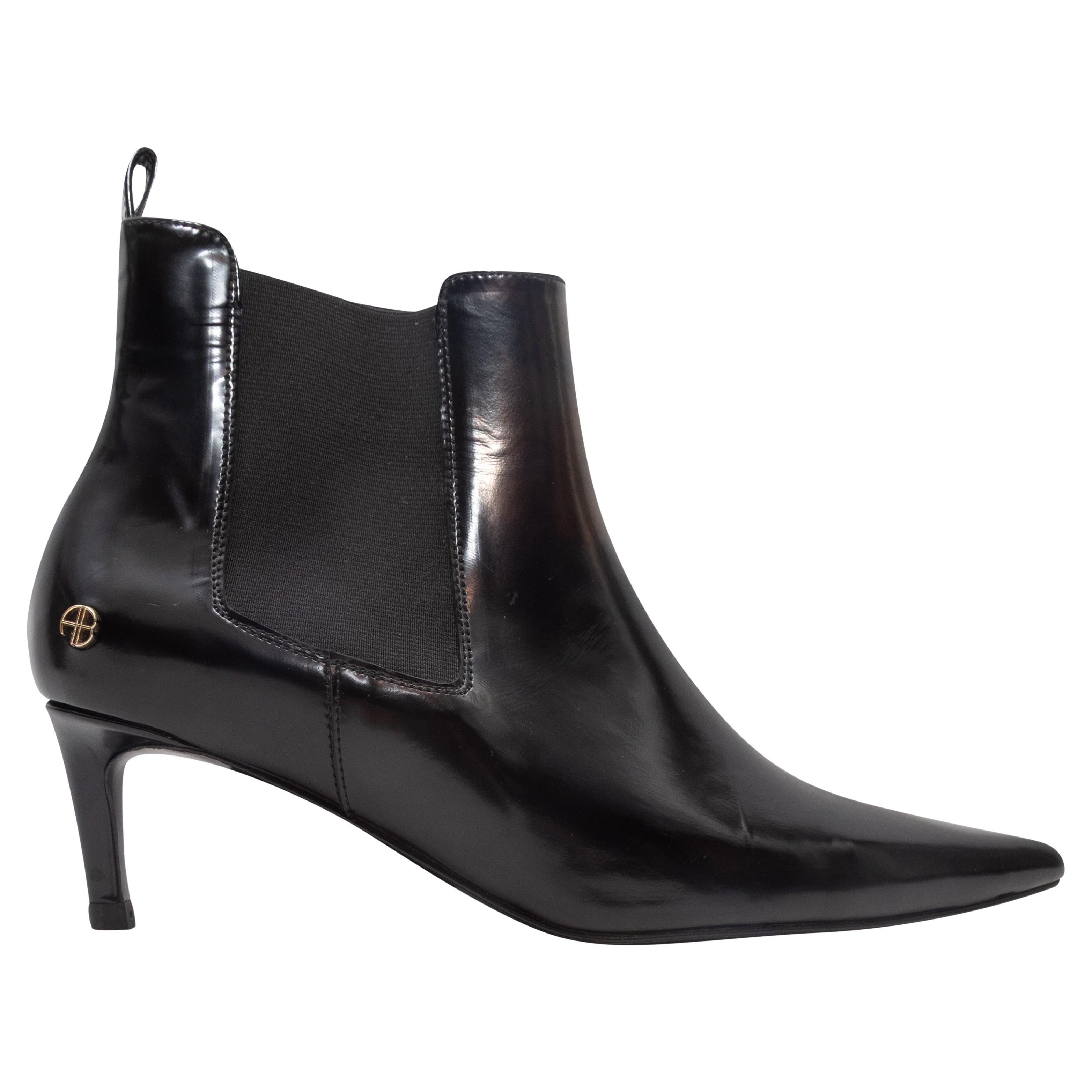 Botines de tacón con punta de charol negro Anine Bing Talla 37