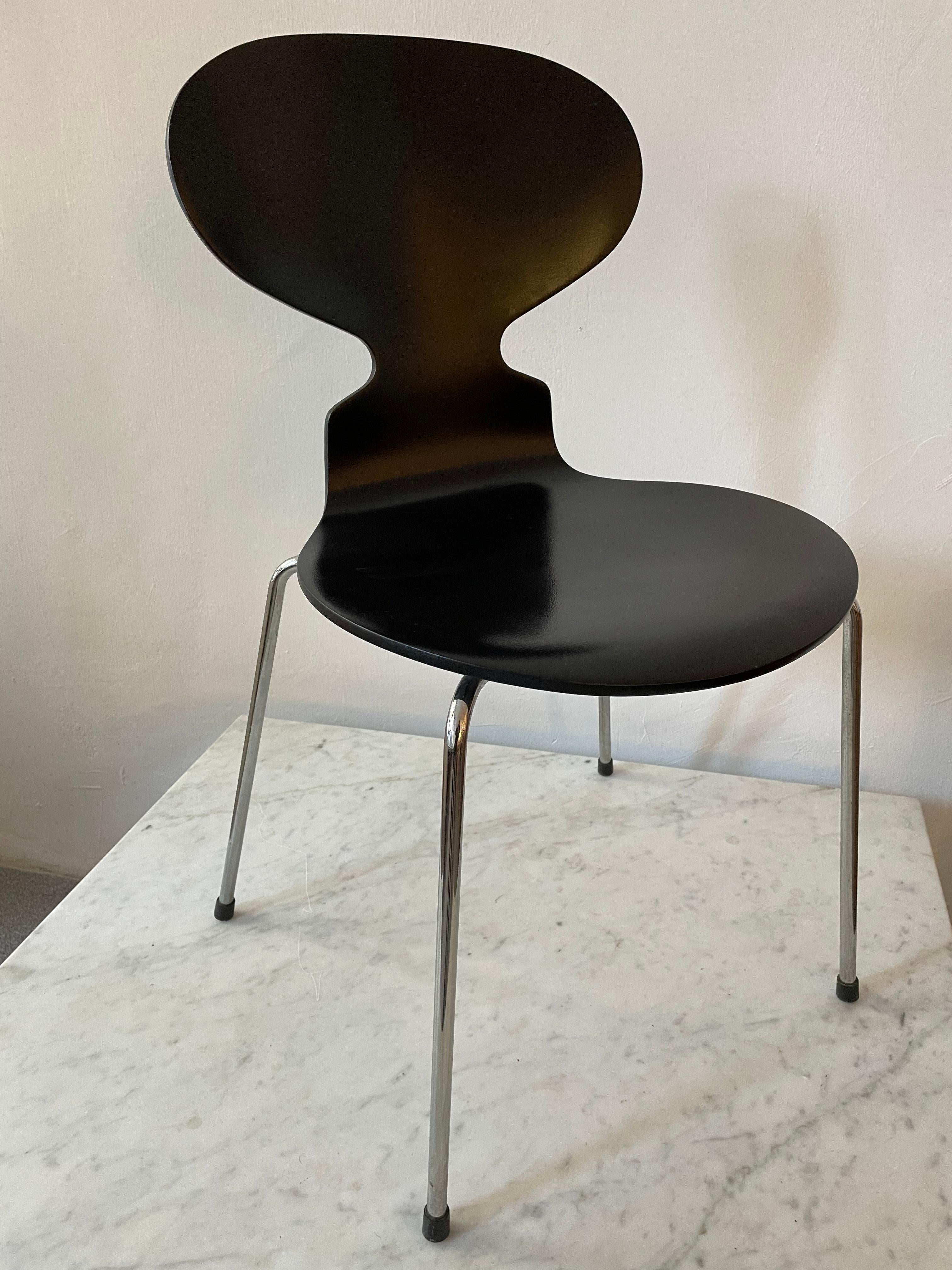 Black Ant Chair by Arne Jacobsen for Fritz Hansen In Good Condition In Debrecen-Pallag, HU