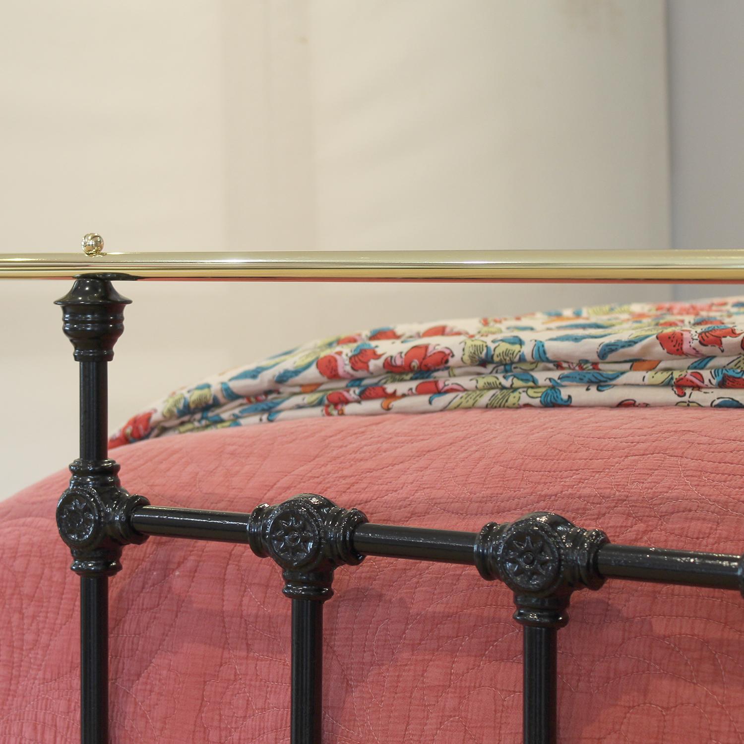 Black Antique Bed with Decorative Castings MK302 For Sale 1