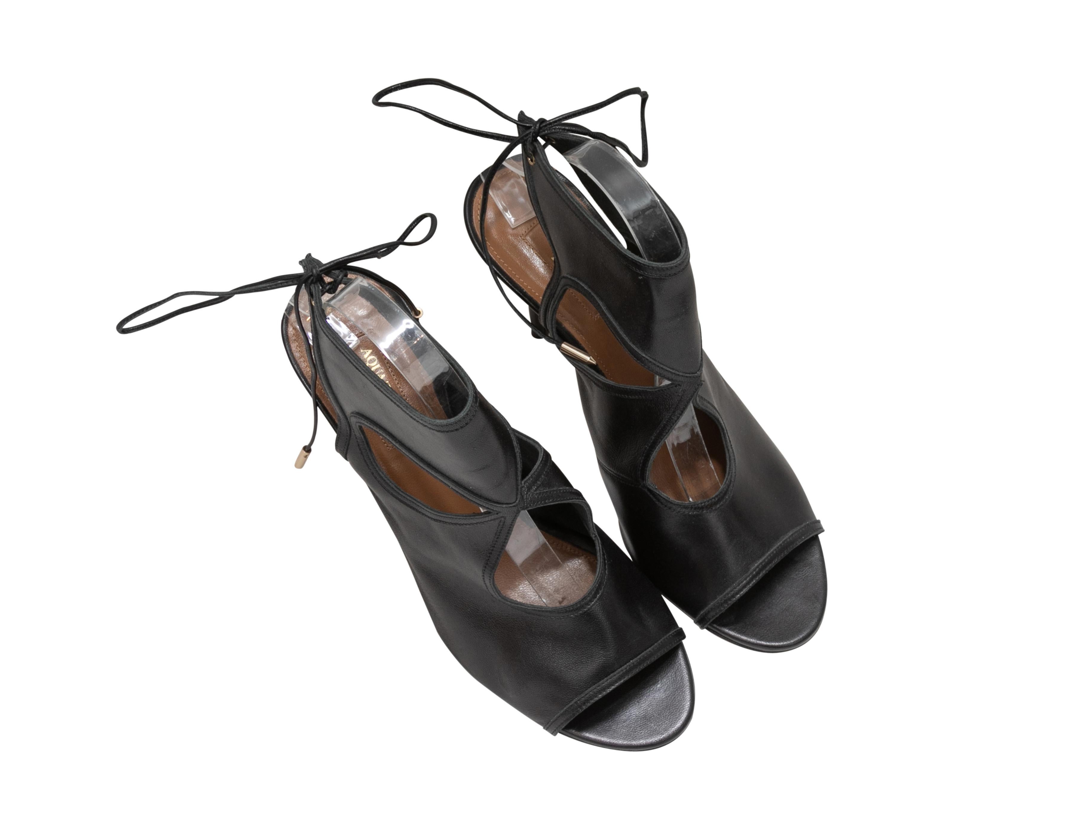 Black Aquazzura Leather Cutout Peep-Toe Booties Size 40.5 In Good Condition For Sale In New York, NY